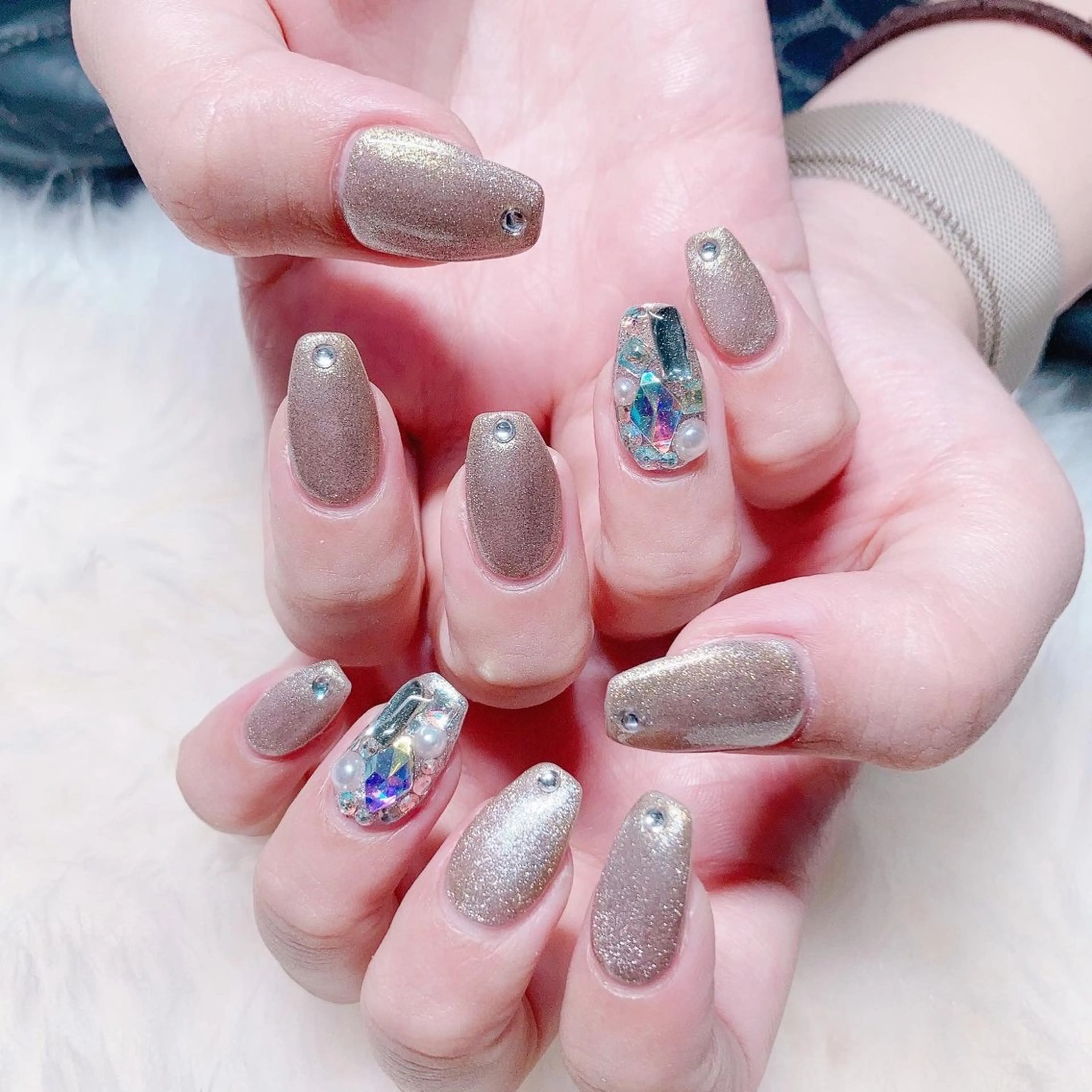 ネイル ハンドネイル 根津 綾子のネイルデザイン