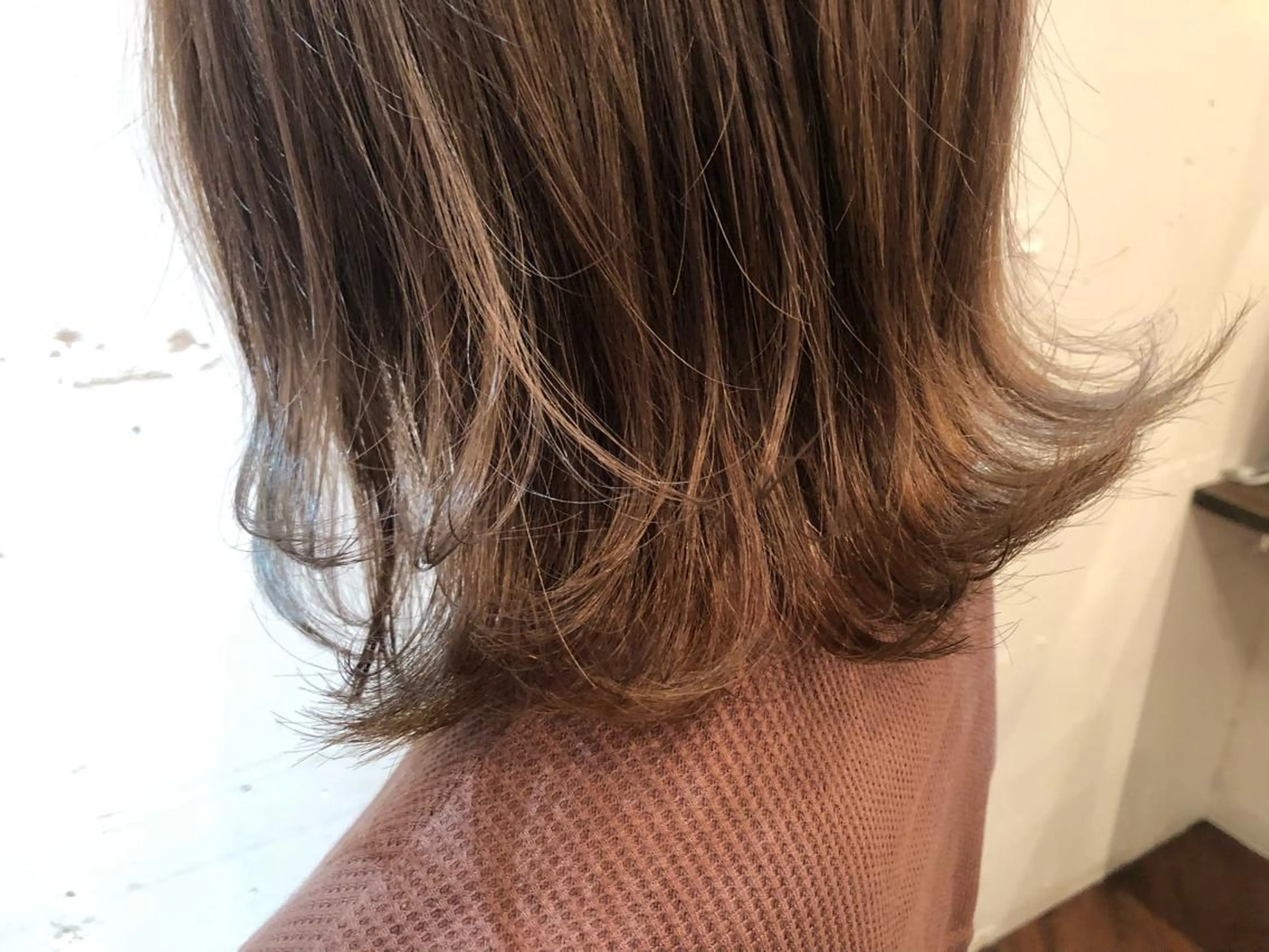 ミディアム カラー ピンクカラー 新井 友菜のヘアスタイル