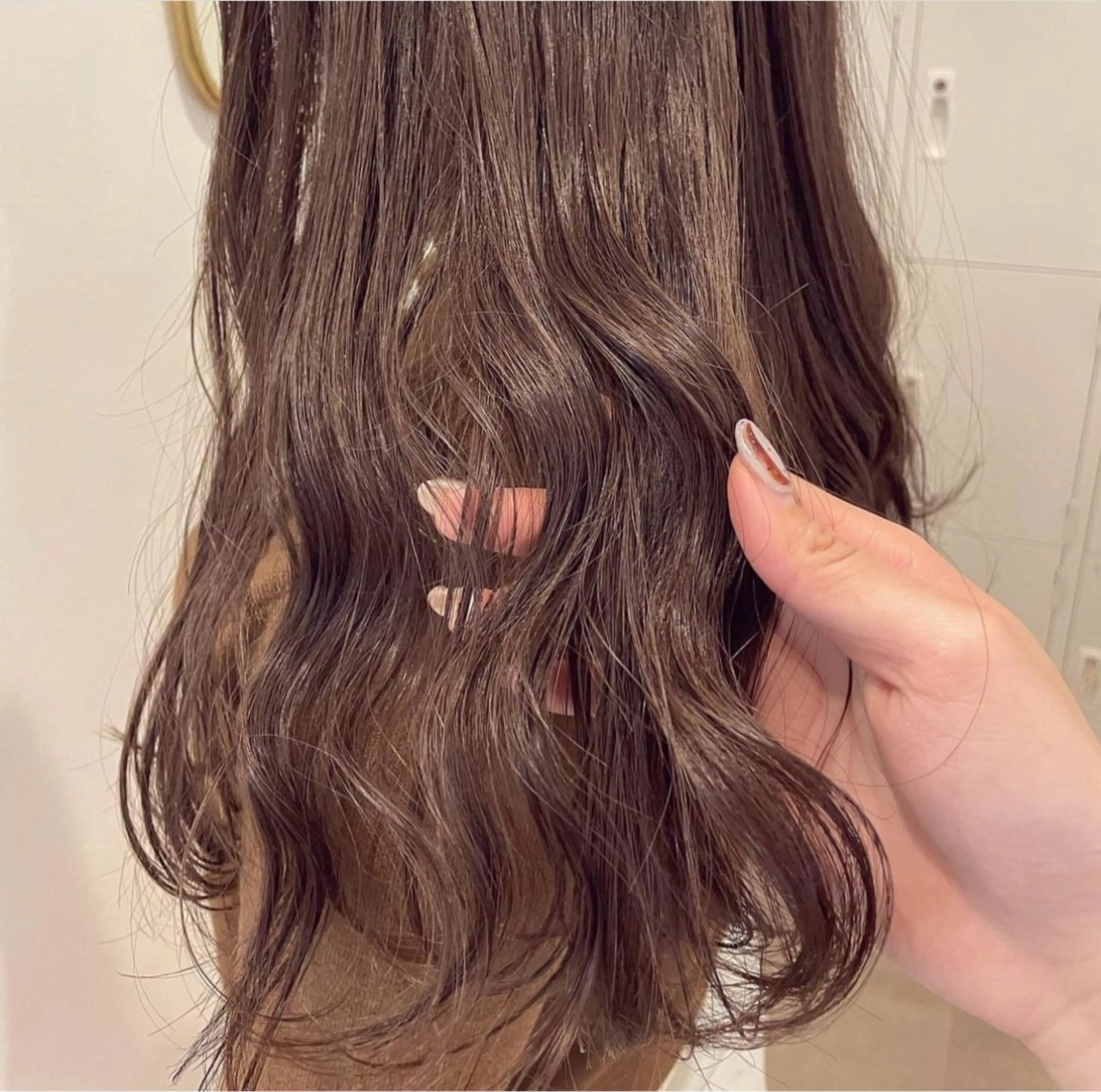 【12月限定💡ご新規様＆平日限定ヘアパックつき💫⠀】カット+カラー+Aujuaヘアパックつき❕の写真