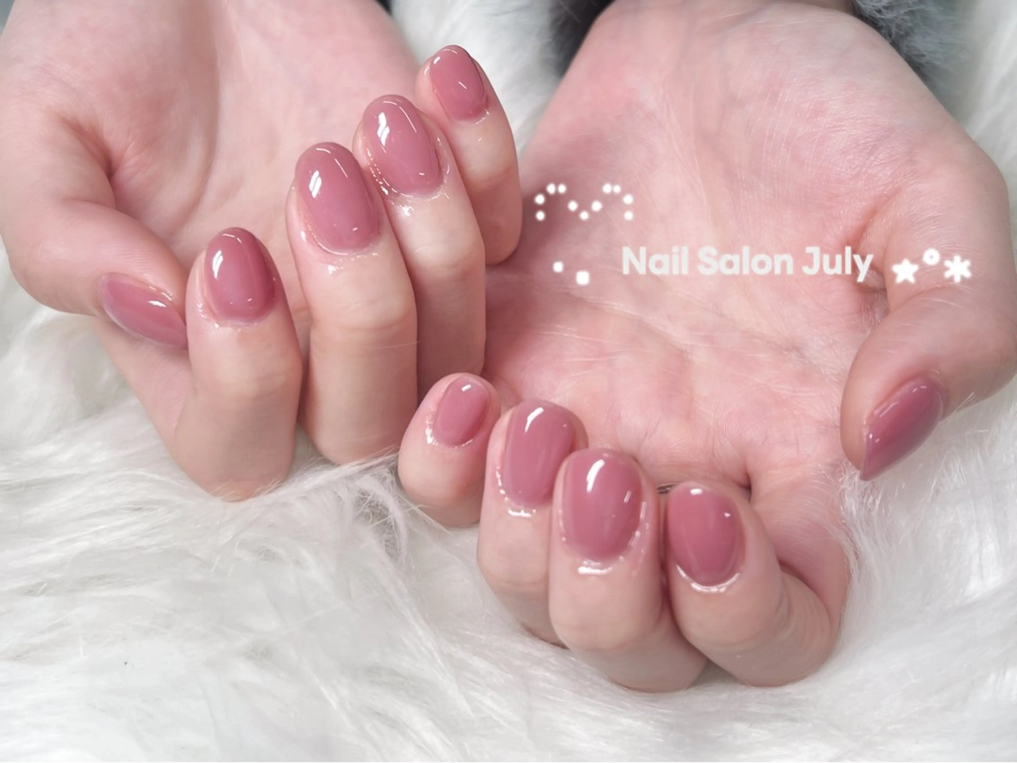 ネイル アートネイル オーロラネイル ジェルネイル ガーリー キラキラネイル ハンドネイル July Salonのネイルデザイン