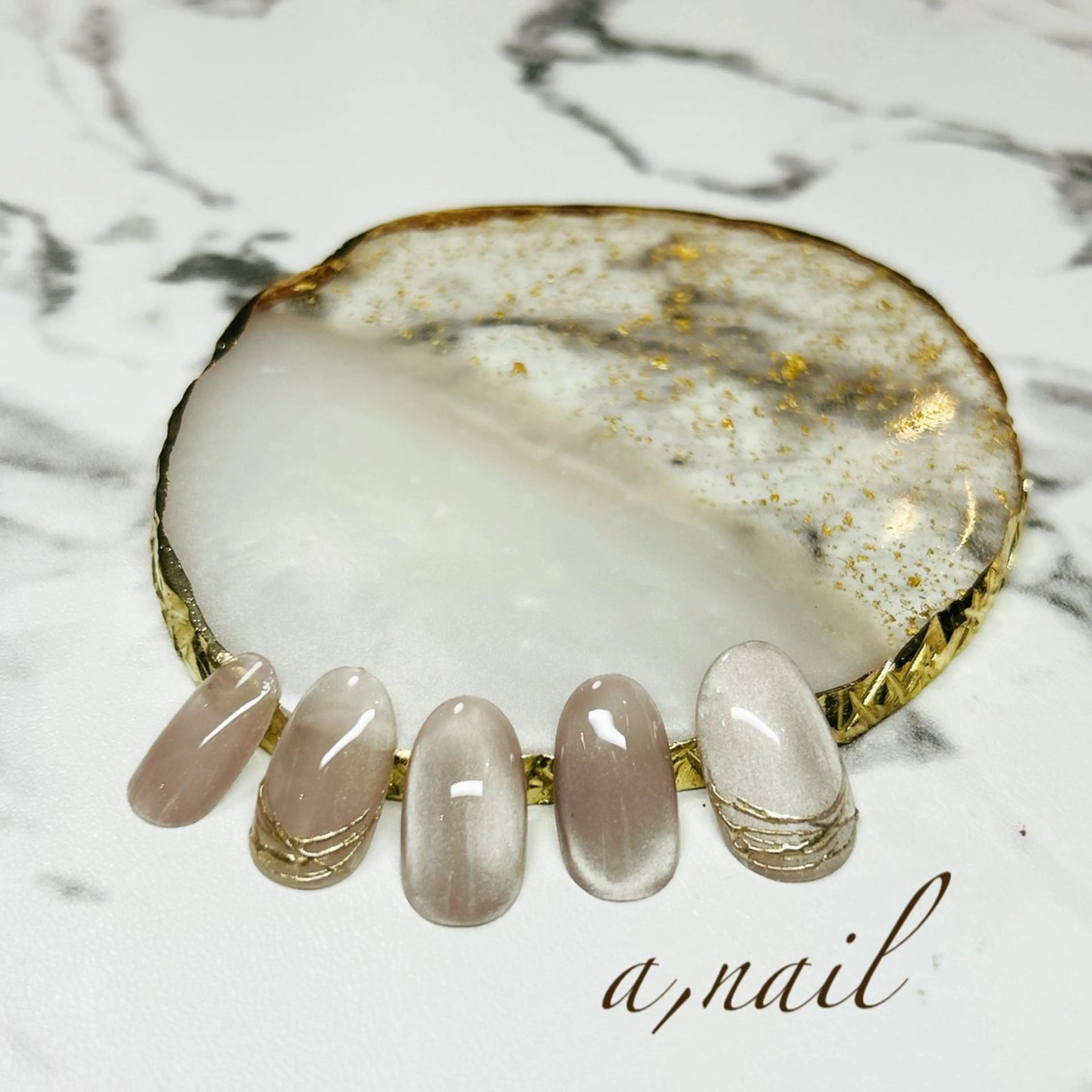 ネイル ジェルネイル キラキラネイル マグネットネイル ミラーネイル シンプルネイル ハンドネイル ネイルサロン エーネイルのネイルデザイン