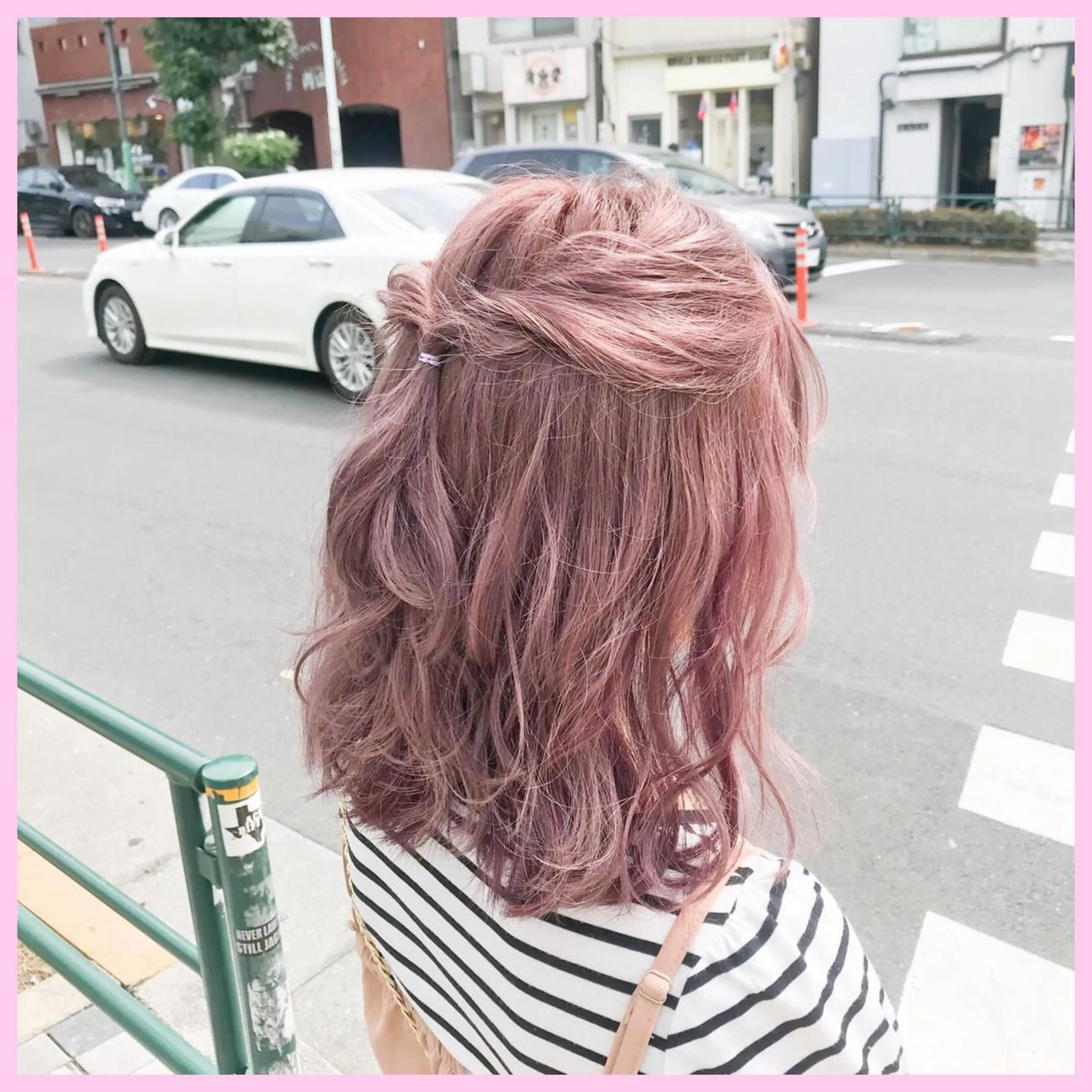 セミロング カラー SHIN/レイヤー カット×クロスパーマのヘアスタイル