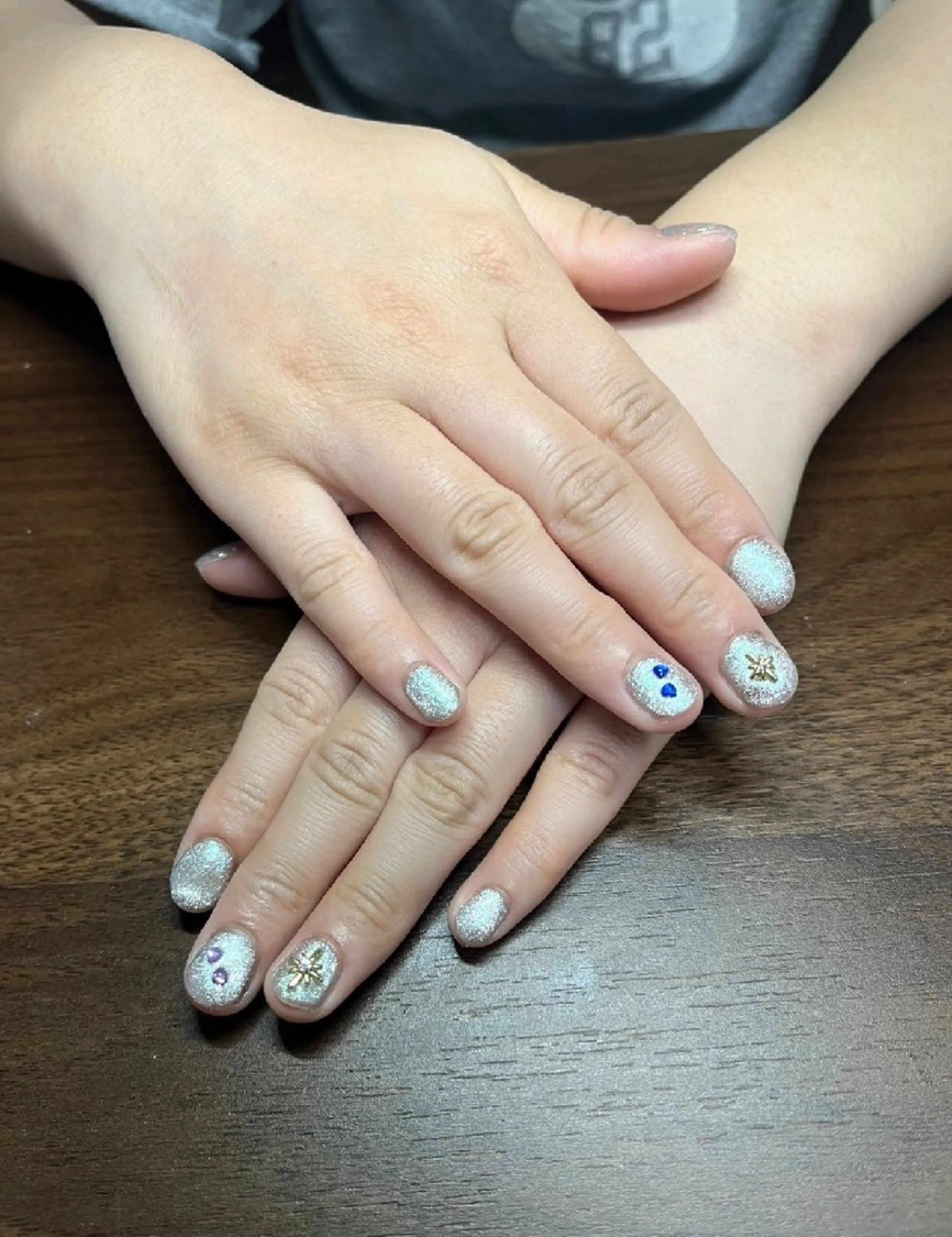 ネイル マグネットネイル ショートネイル 夏ネイル maruyasu. yのネイルデザイン