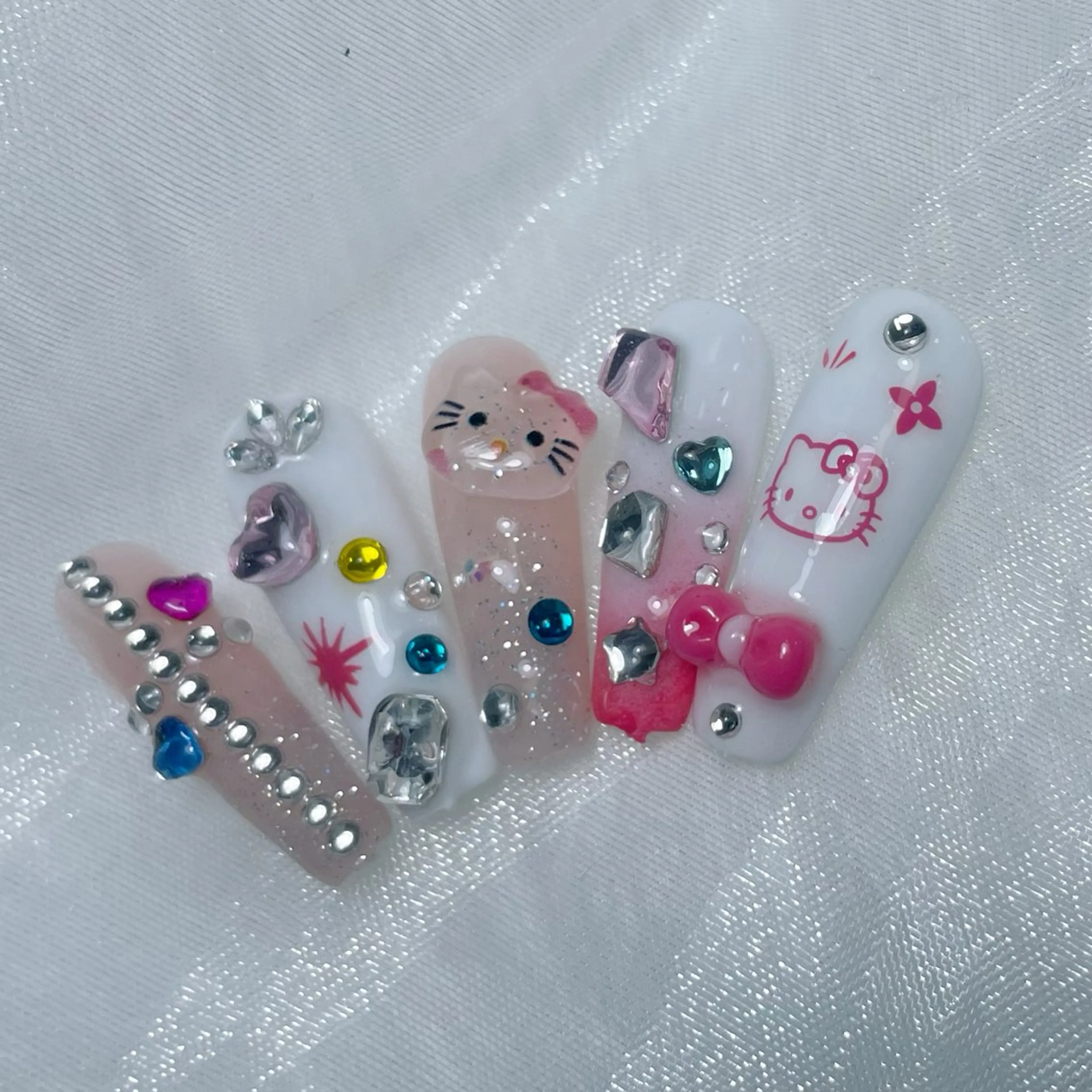 ネイル 成人式 ジェルネイル ネイルチップ ハンドネイル MoMoA Nail ネイル長さ出し専門店のネイルデザイン