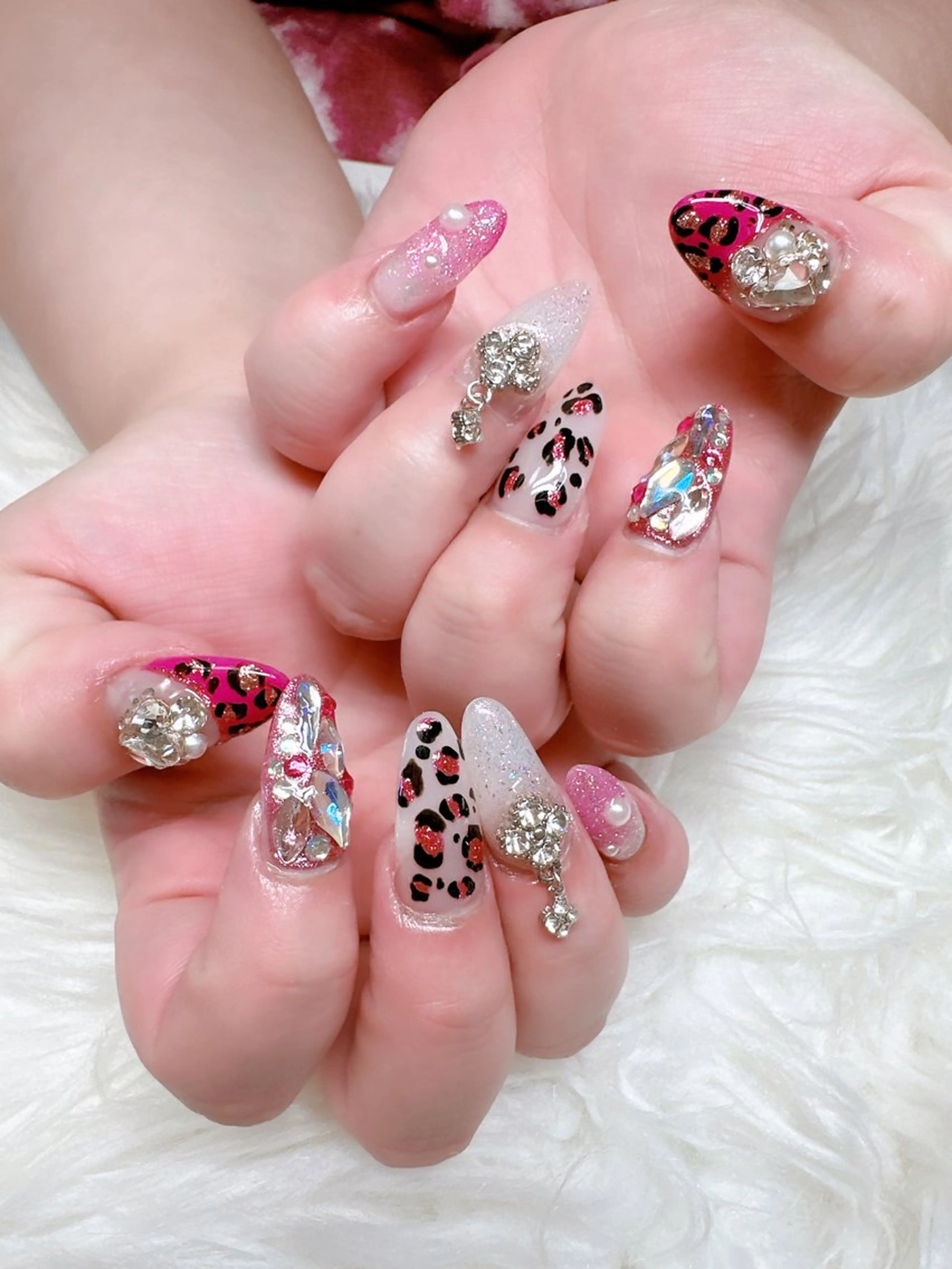 ネイル 高島 夏海のネイルデザイン