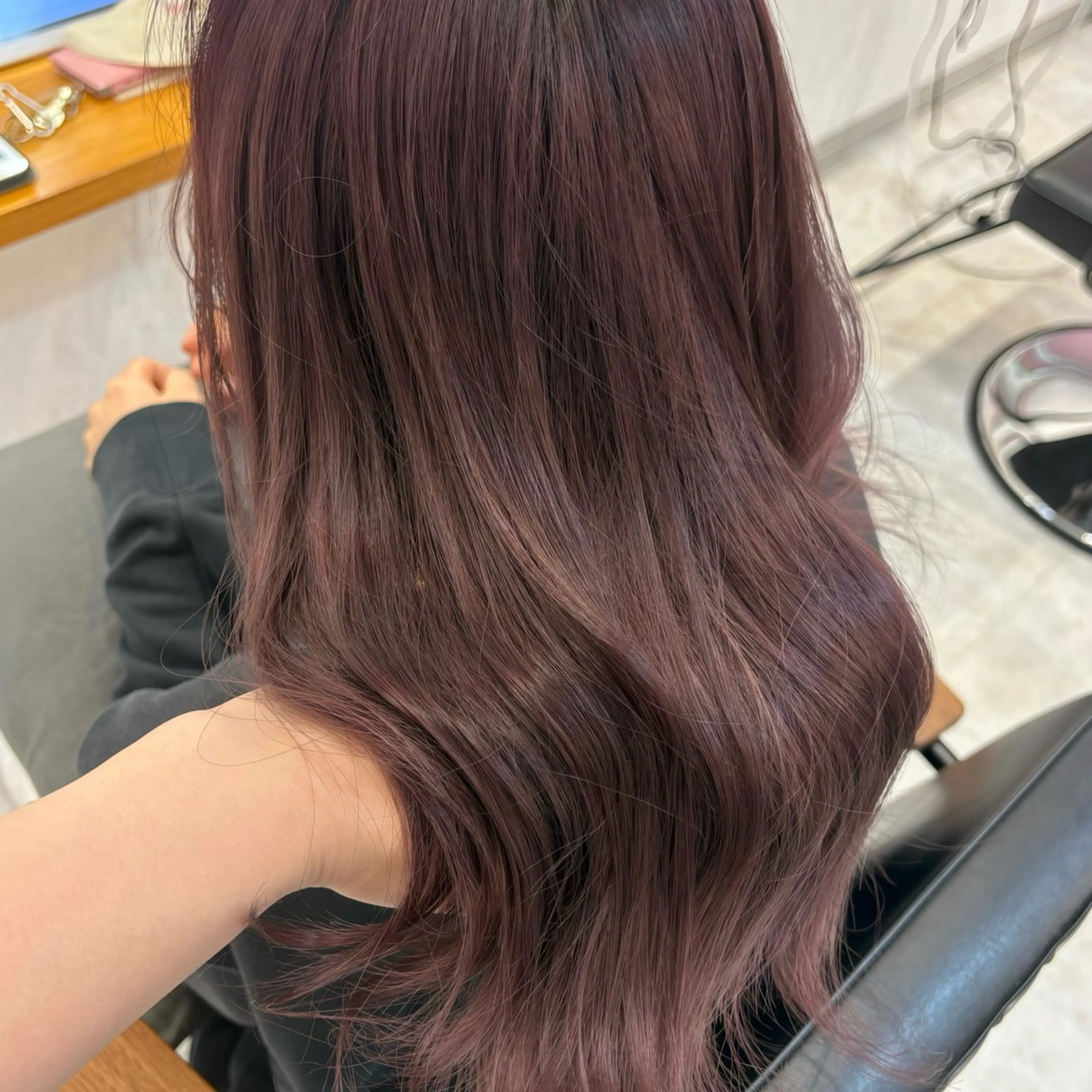 ミディアム カラー ヘアカラー 美白透明感カラー 🤍／kazukiのヘアスタイル