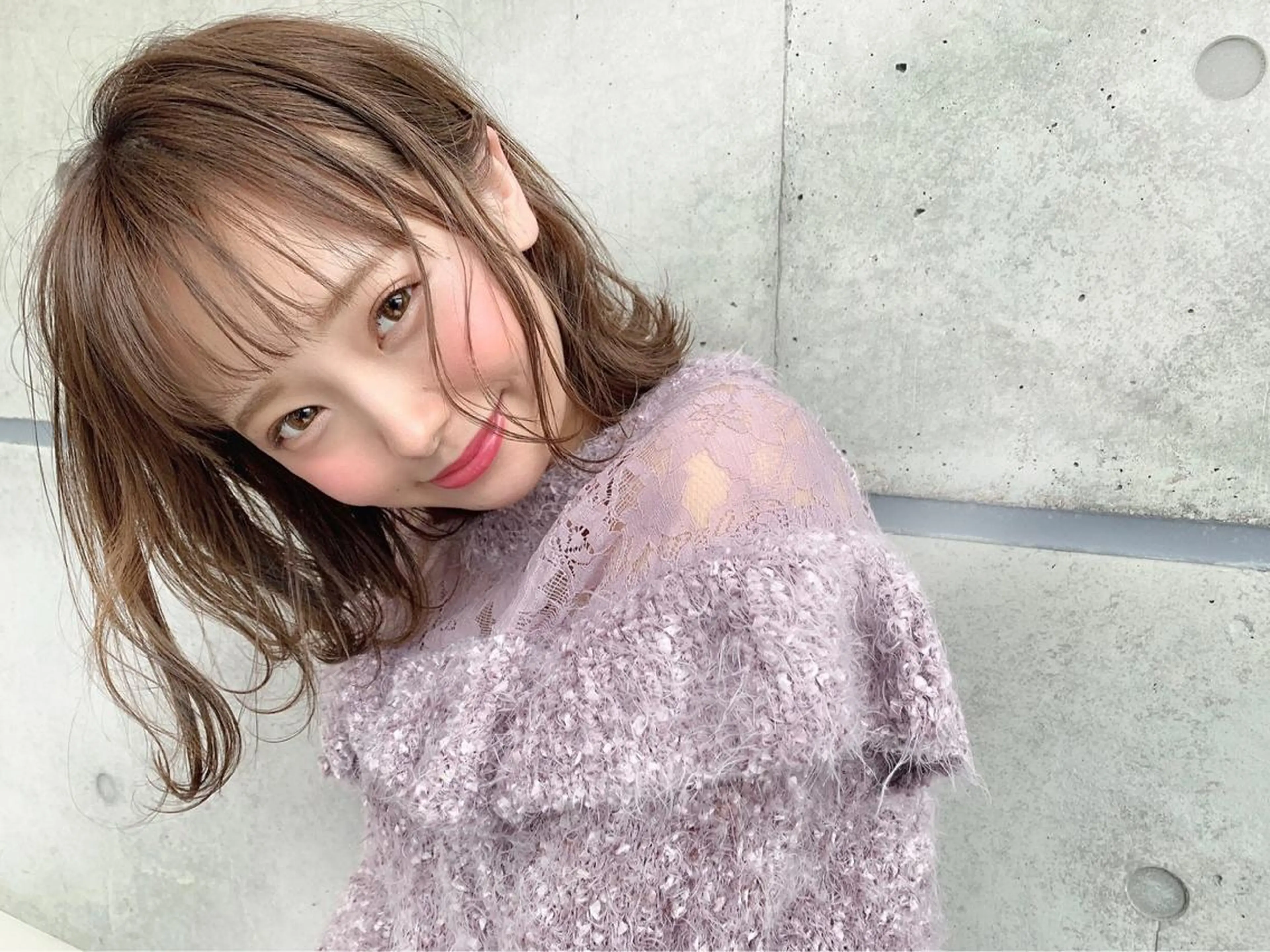 ミディアム カラー 🩵ハイトーン 美咲🩵のヘアスタイル