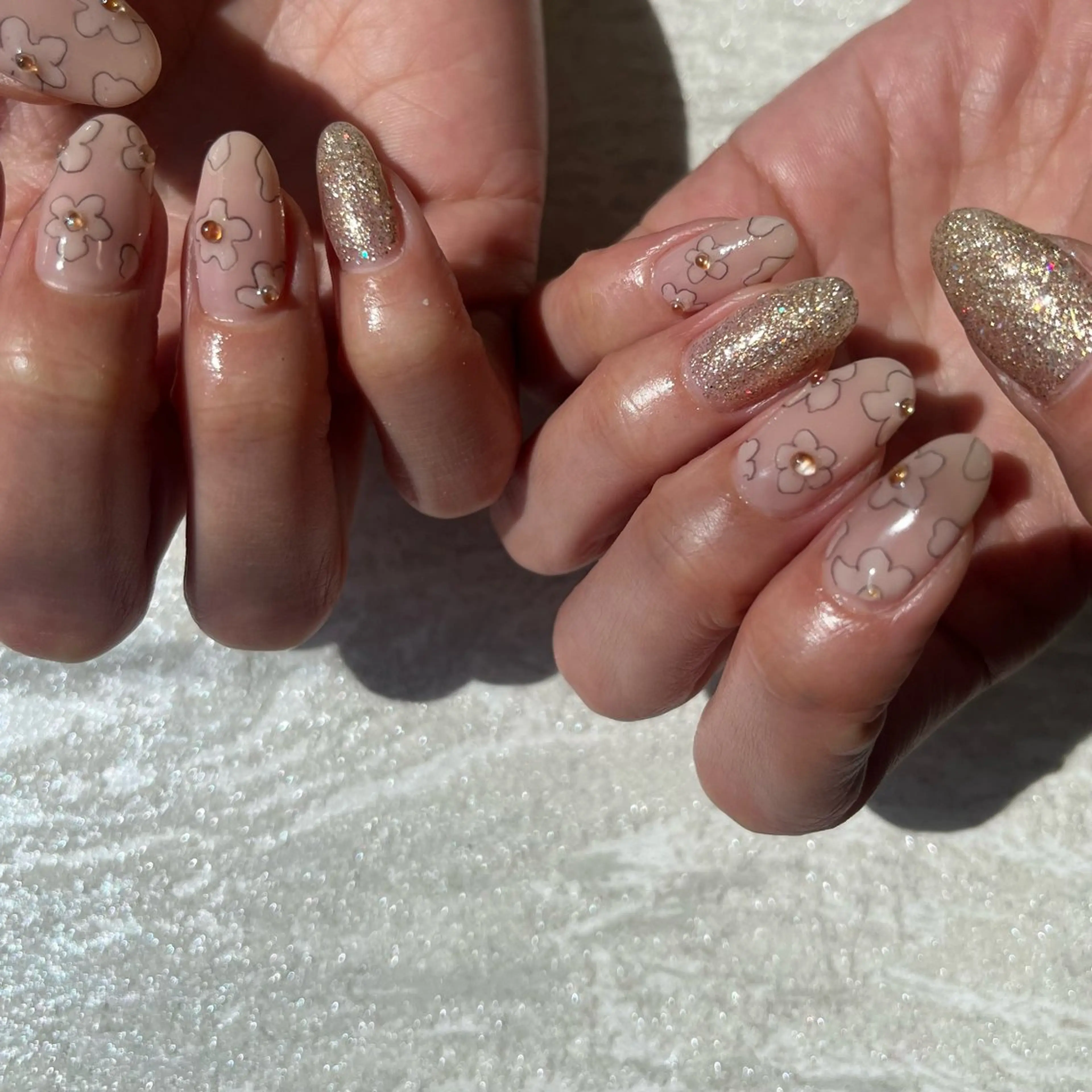 ネイル 小川 奈々花のネイルデザイン