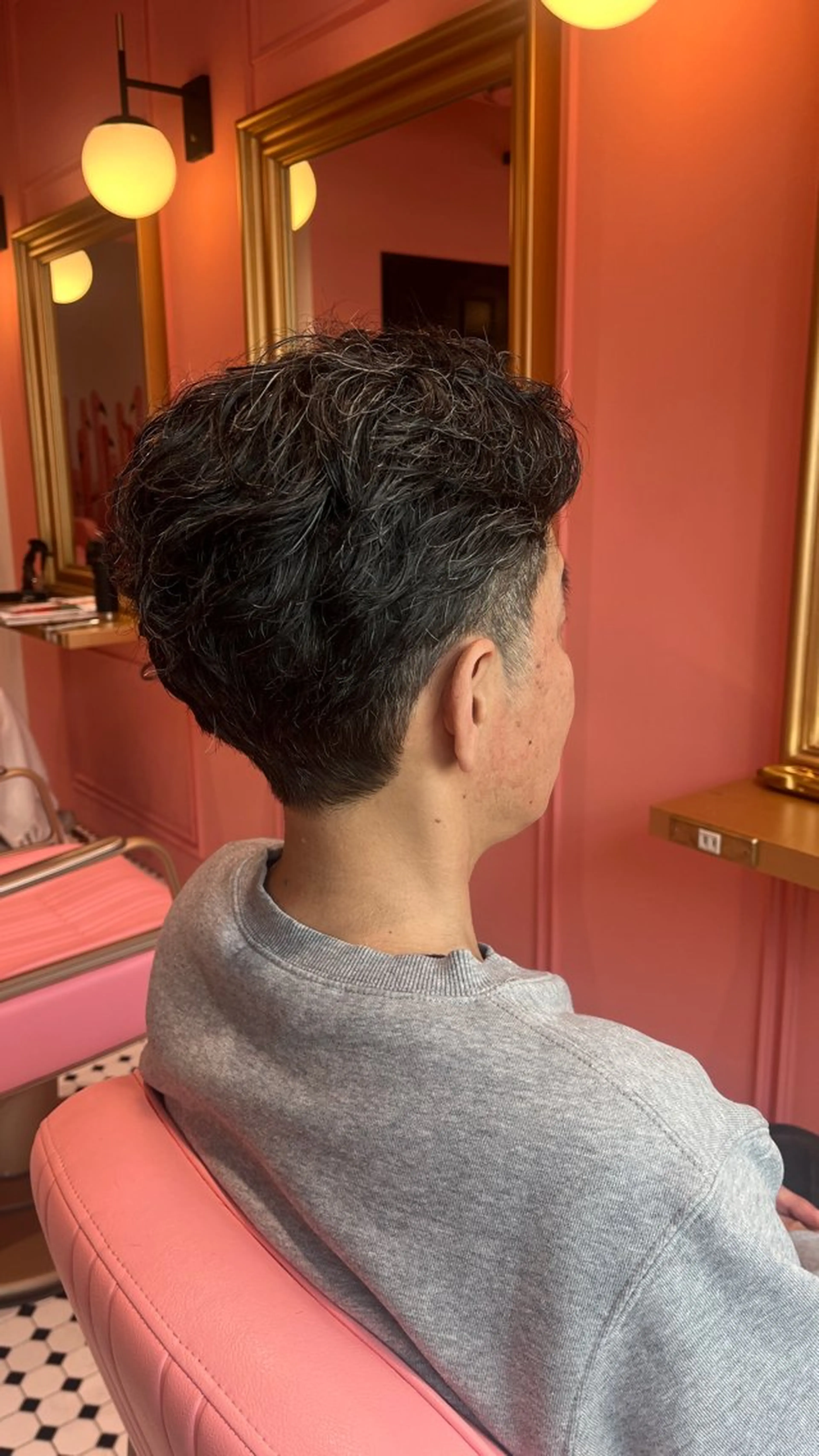 メンズ 田中 美月 / ハイトーンカラーのヘアスタイル