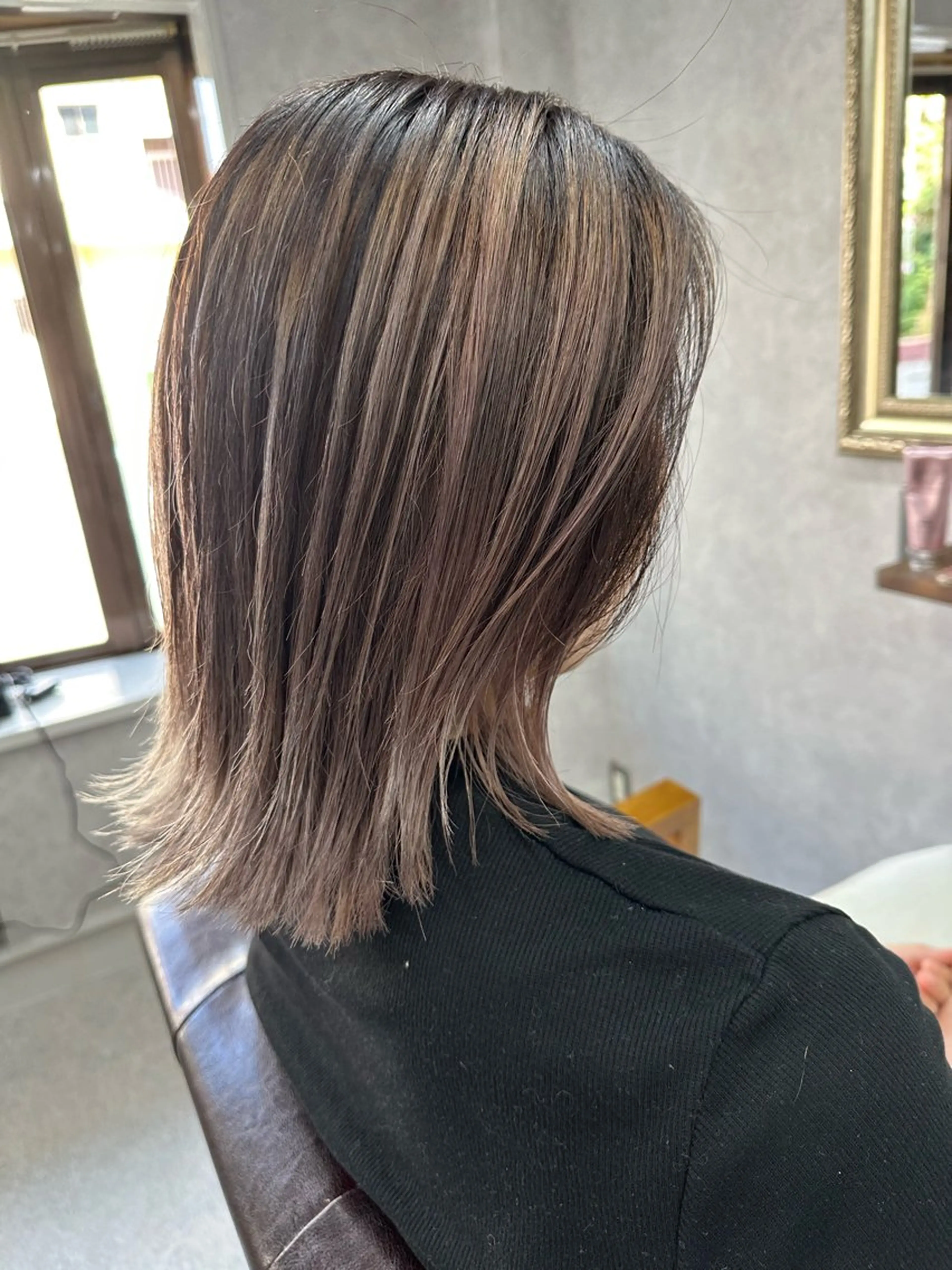 ミディアム カット ヘアカラー トリートメント Lien 深井店のヘアスタイル