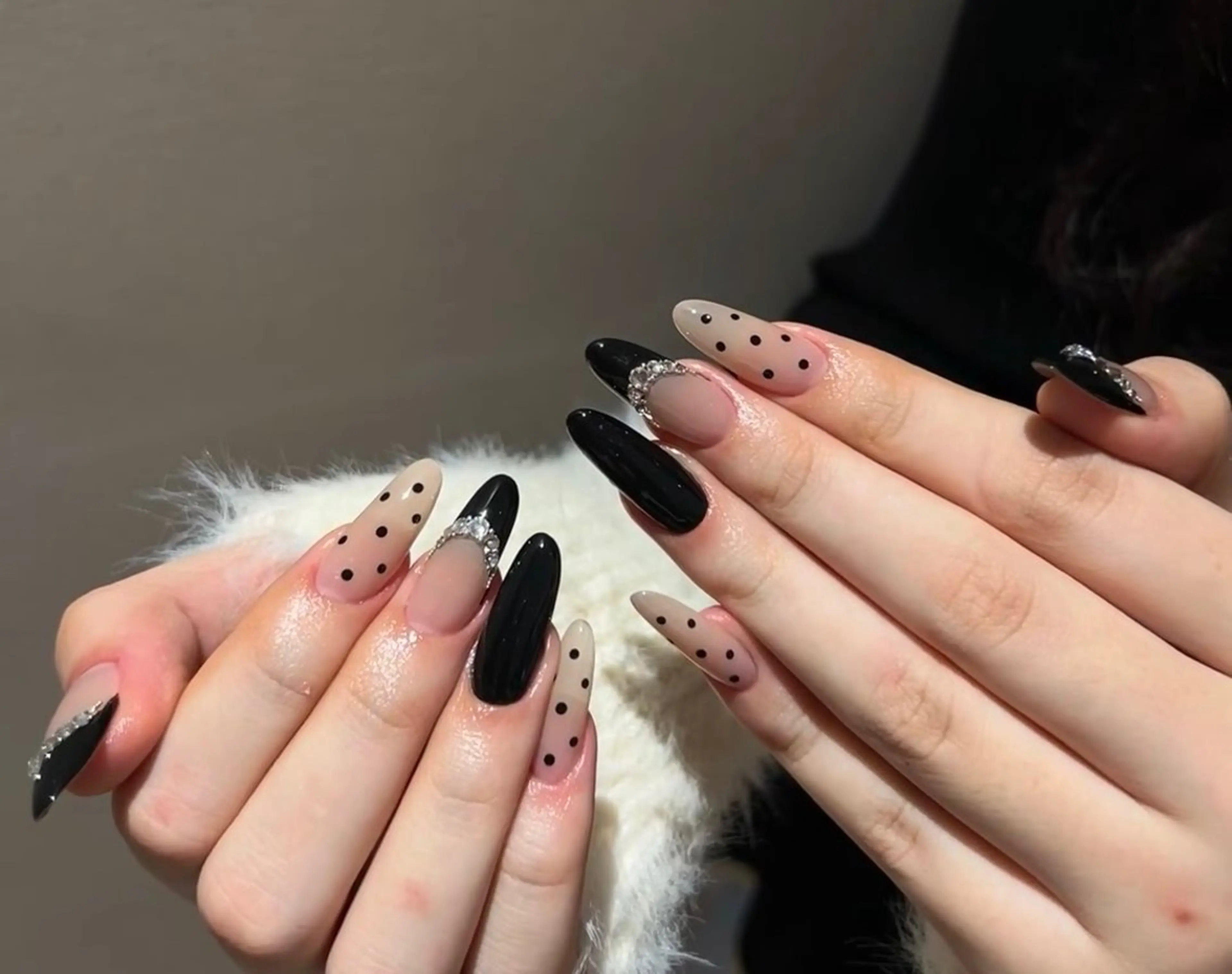 ネイル ハンドネイル Cutil Nailsalon所属・Cutil. Nail🌈のネイルデザイン