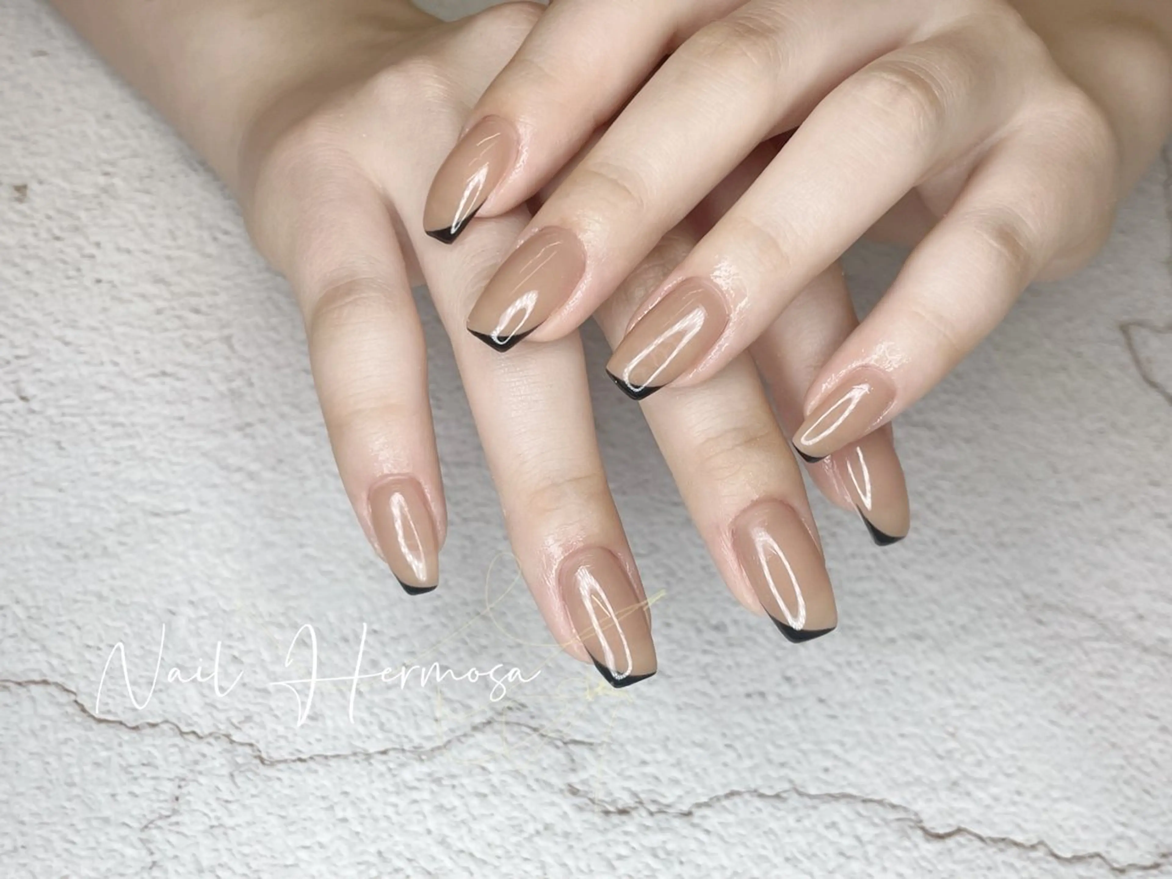 ネイル アートネイル ジェルネイル グラデーション マグネットネイル 持ち込み ハンドネイル エルモサ YURIKAのネイルデザイン