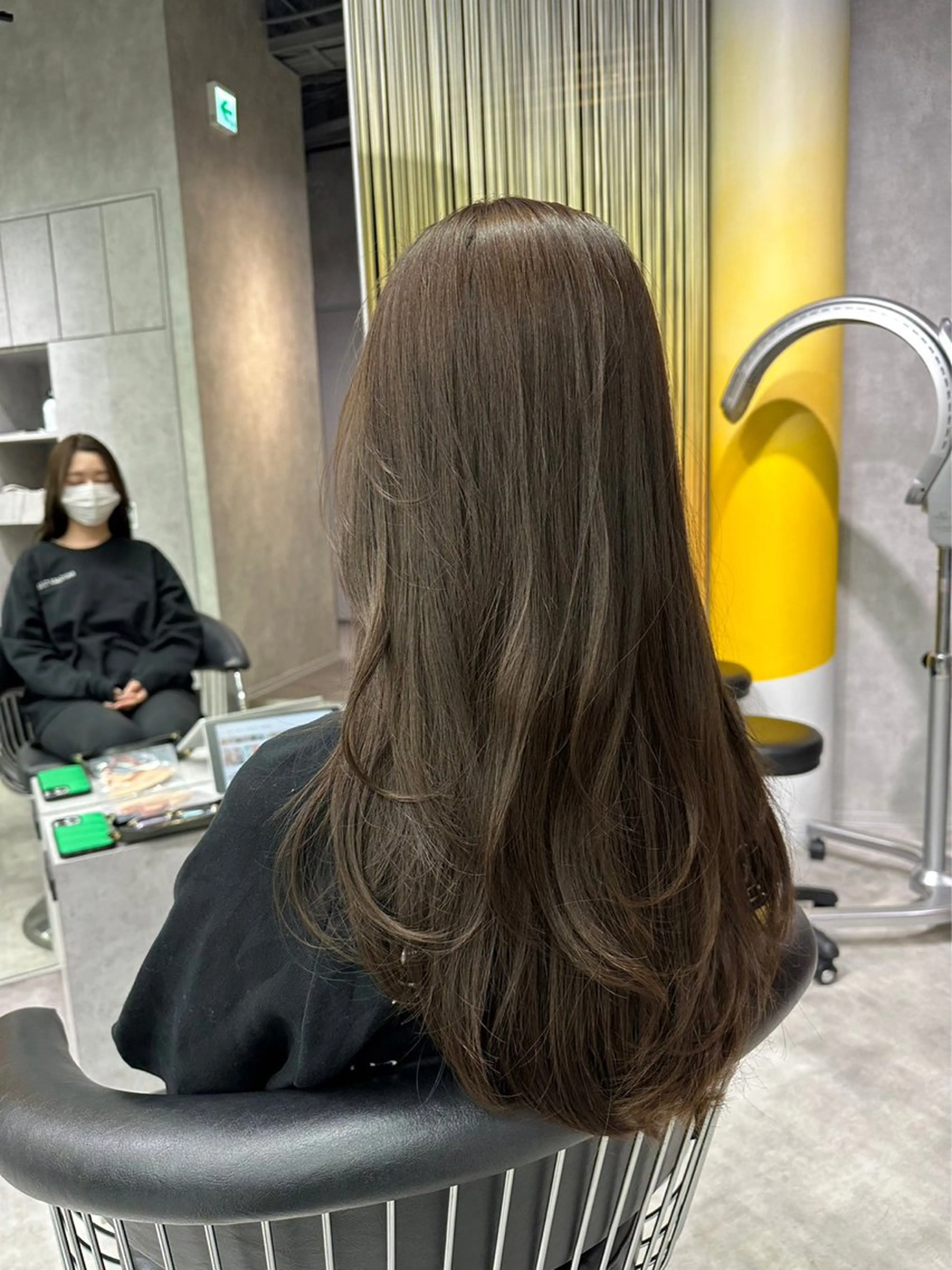 ミディアム カラー CITY所属・後藤啓太 レイヤー ハイトーンのヘアスタイル