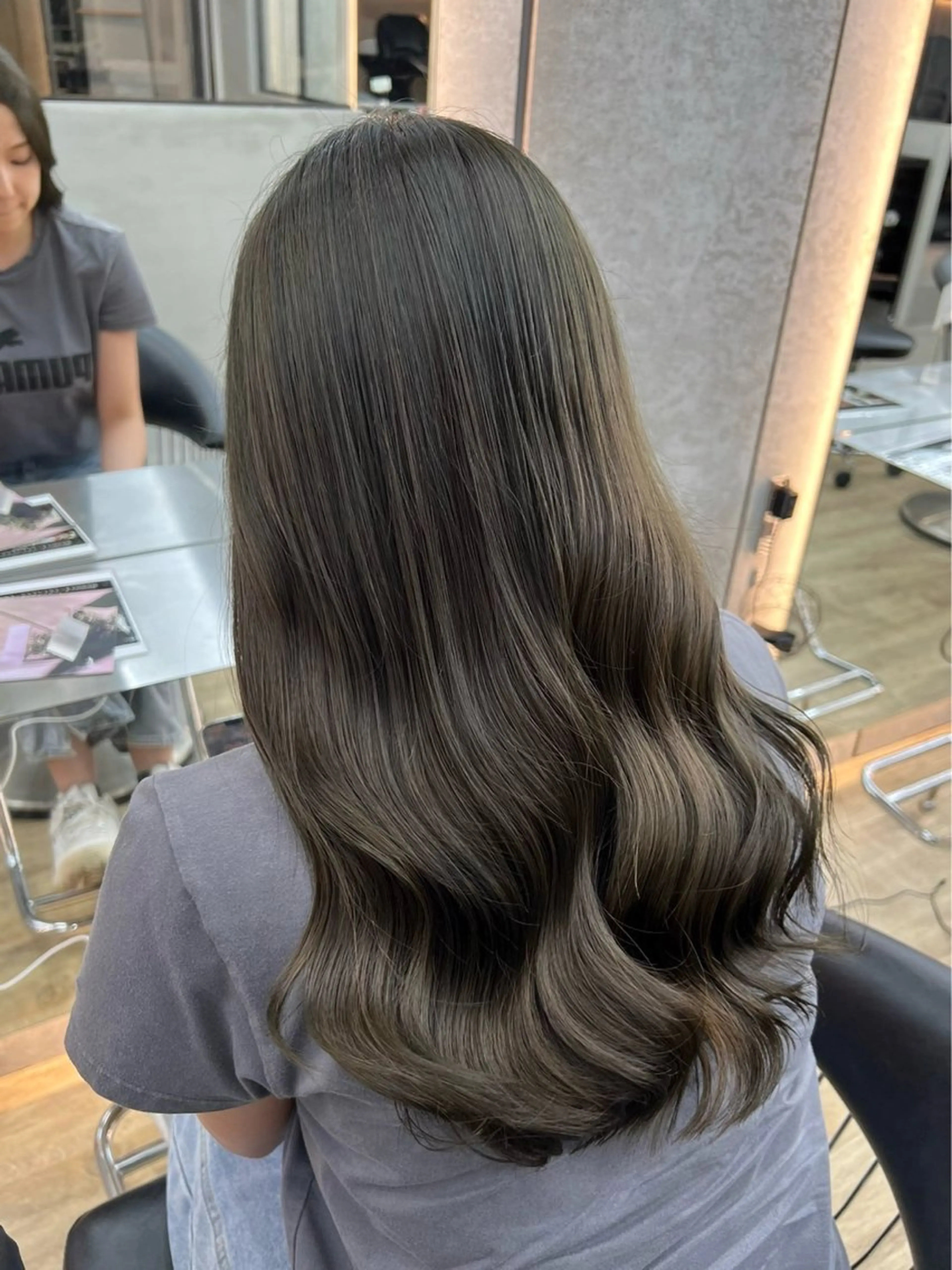 ロング カラー ブリーチ グレージュ ブリーチなしカラー 韓国風ヘア 透明感カラー縮毛矯正 /ショート/えいすけのヘアスタイル