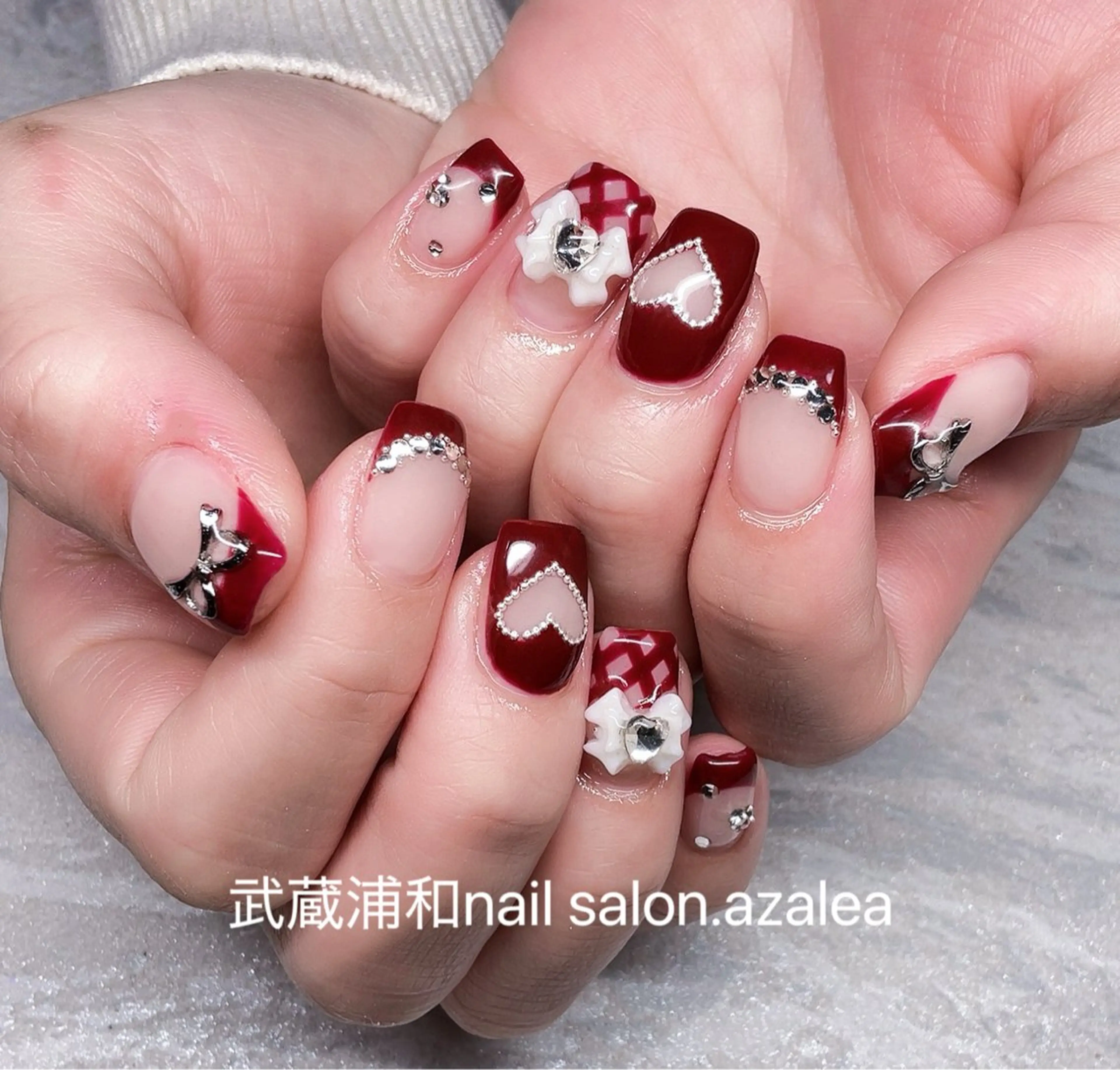 ネイル ハンドネイル R inのネイルデザイン