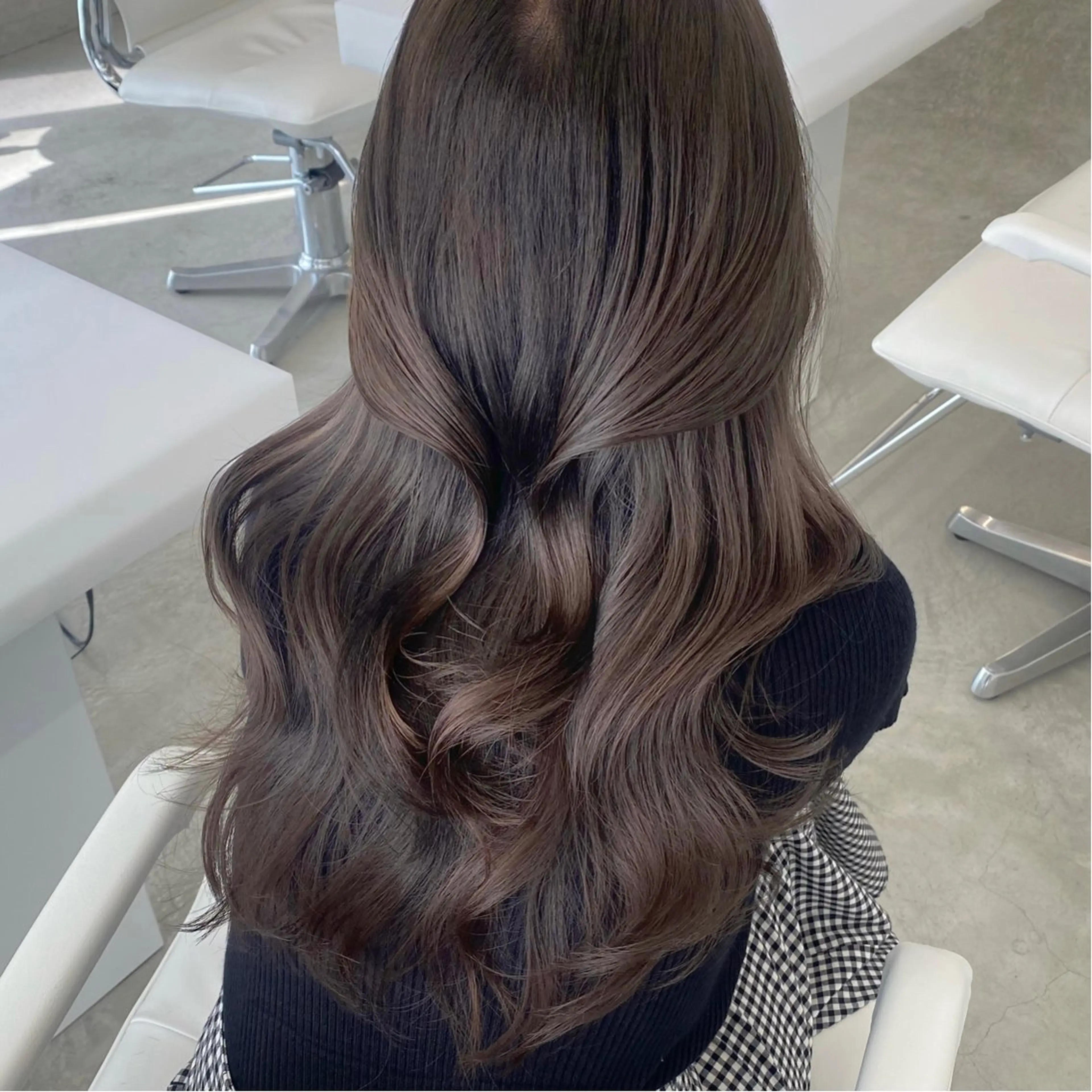 セミロング カット ヘアカラー トリートメント 韓国レイヤー/透明感 カラー🦋mioのヘアスタイル