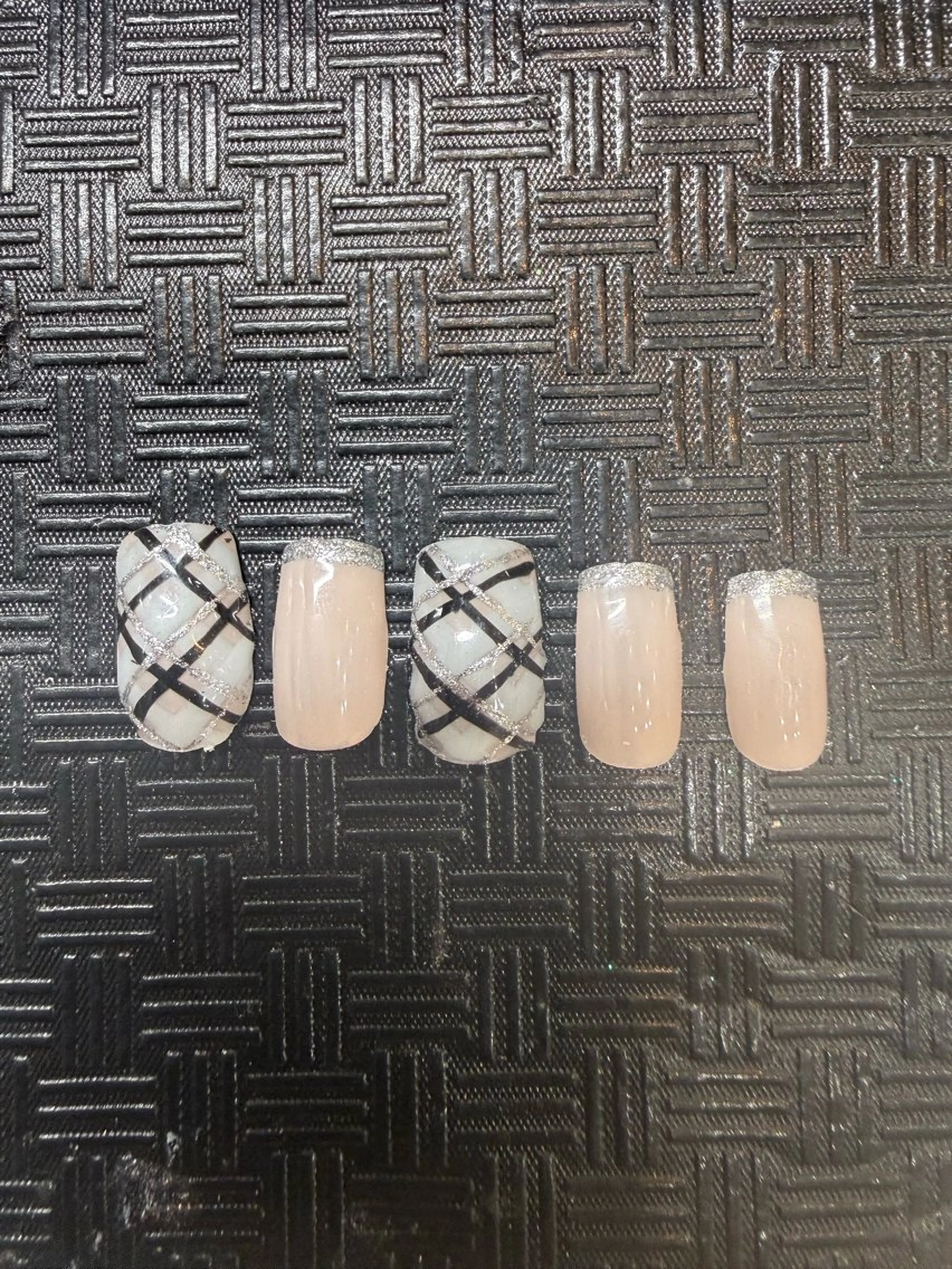 ネイル アートネイル シンプルネイル ハンドネイル 三宮 真琴のネイルデザイン