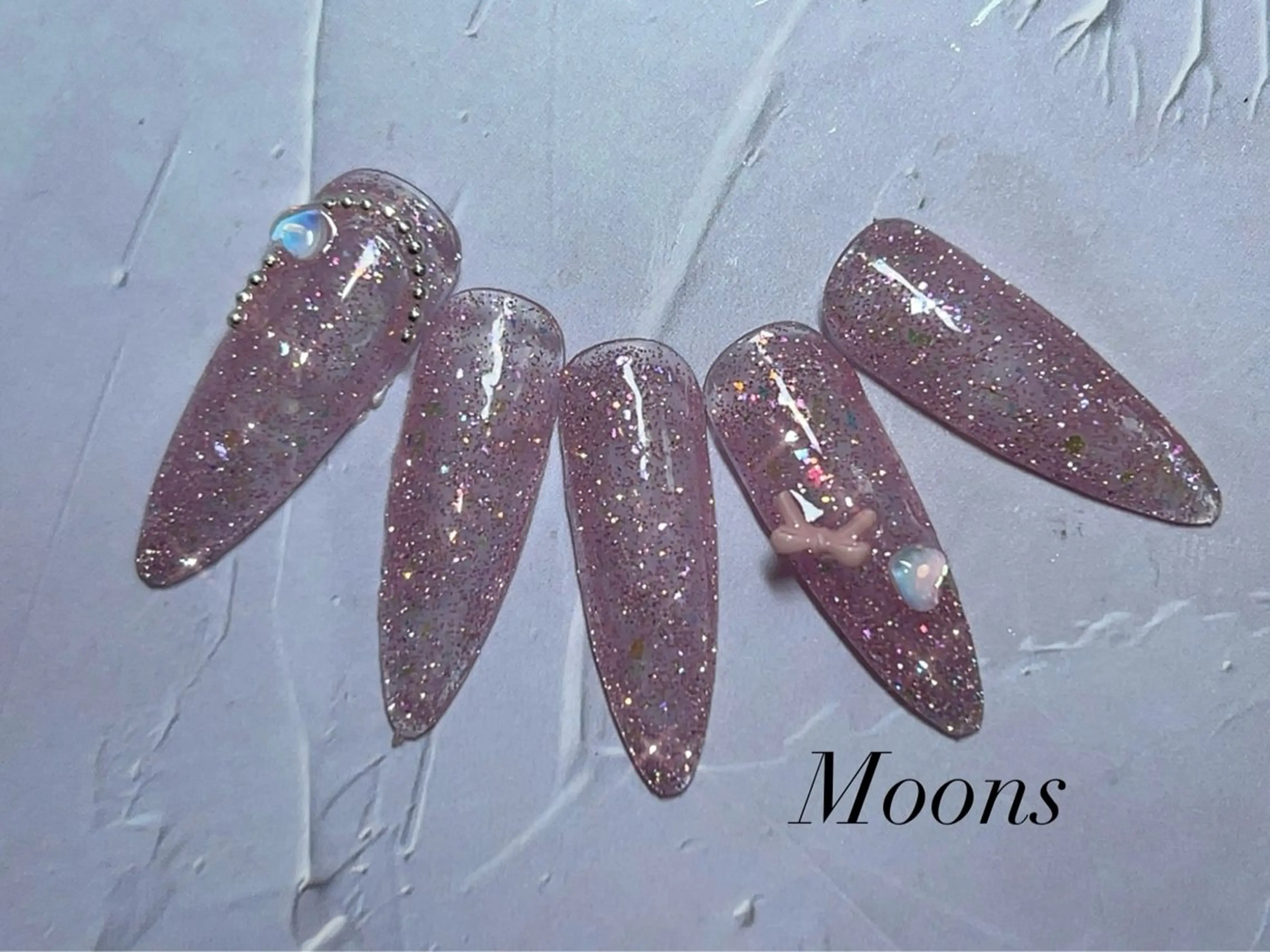 ネイル ハンドネイル Moon's🌙💅 Shioriのネイルデザイン