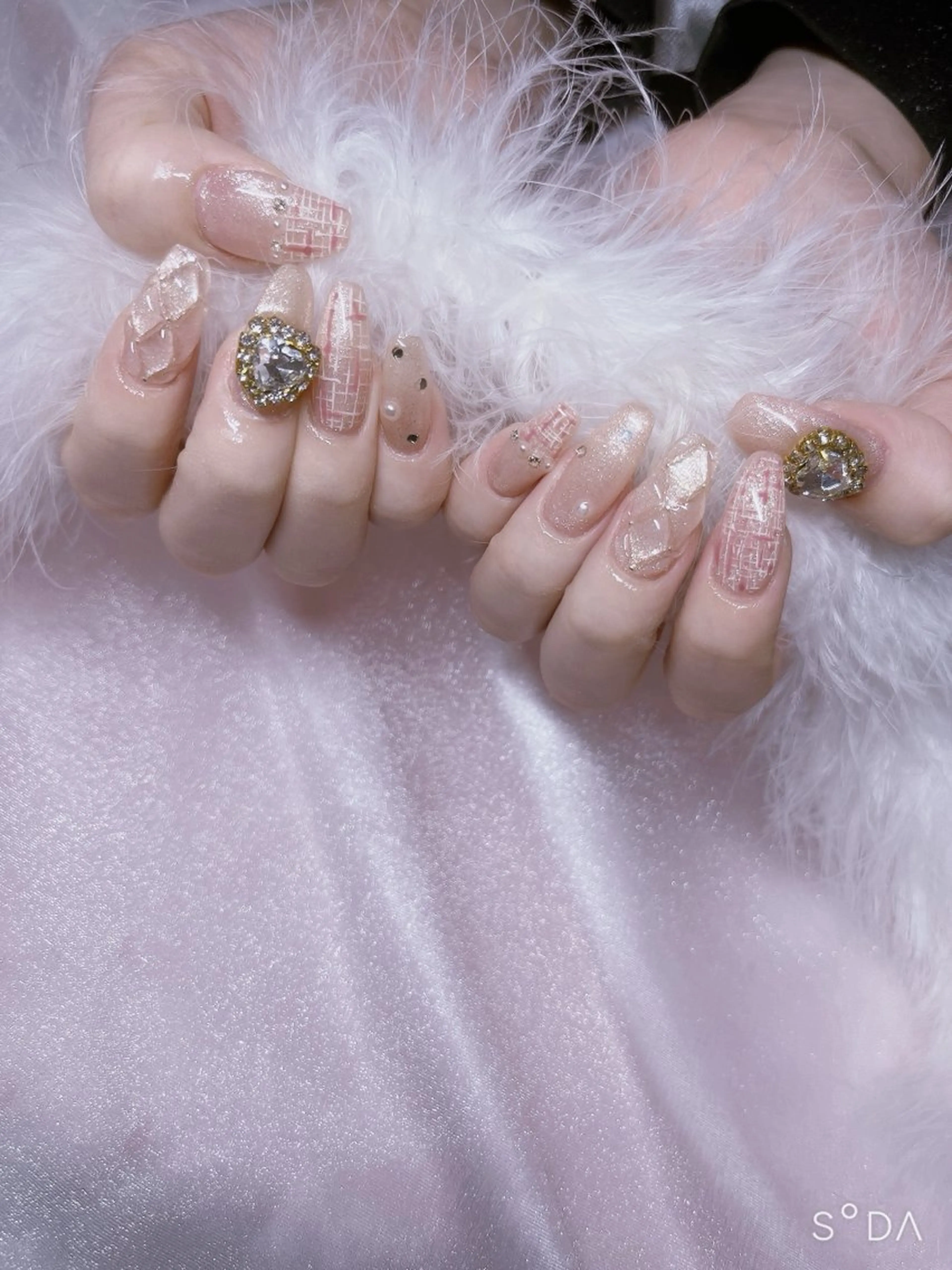 ネイル ハンドネイル CARAT カラットのネイルデザイン