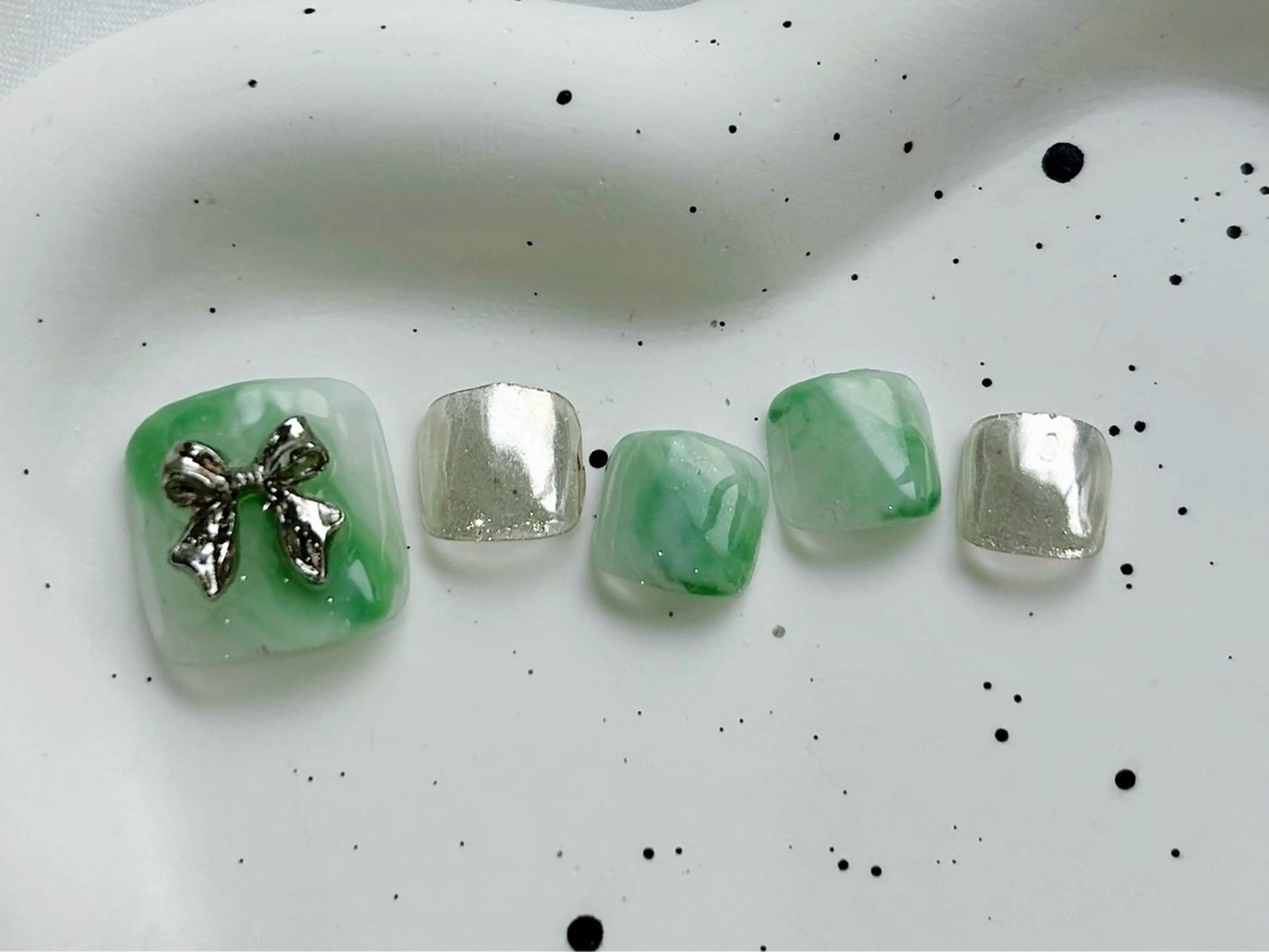 ネイル フットネイル Verest 西荻窪のネイルデザイン