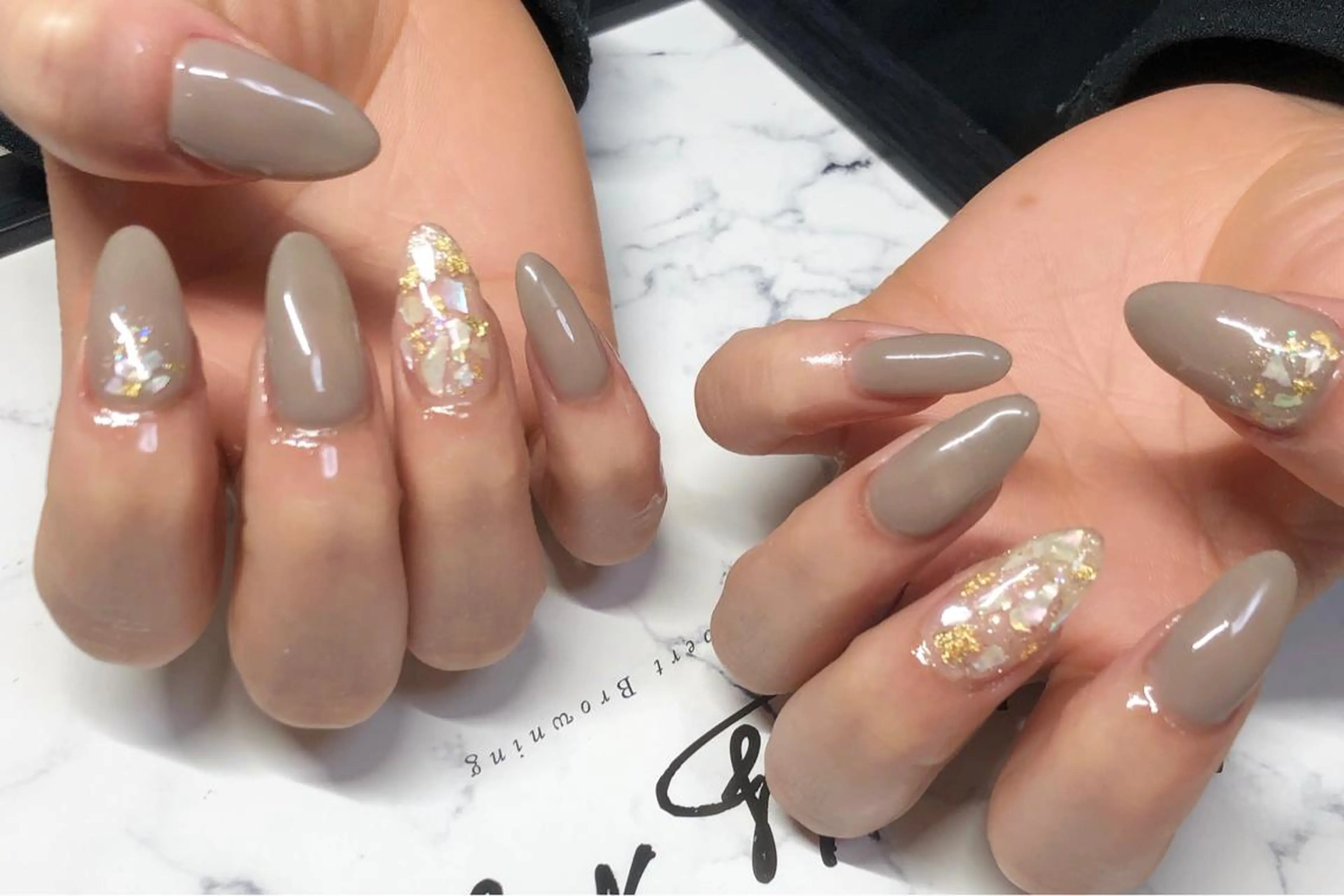 ロング ネイル ロング ロングネイル スカルプネイル ハンドネイル ëmma nail_ by chulaのネイルデザイン