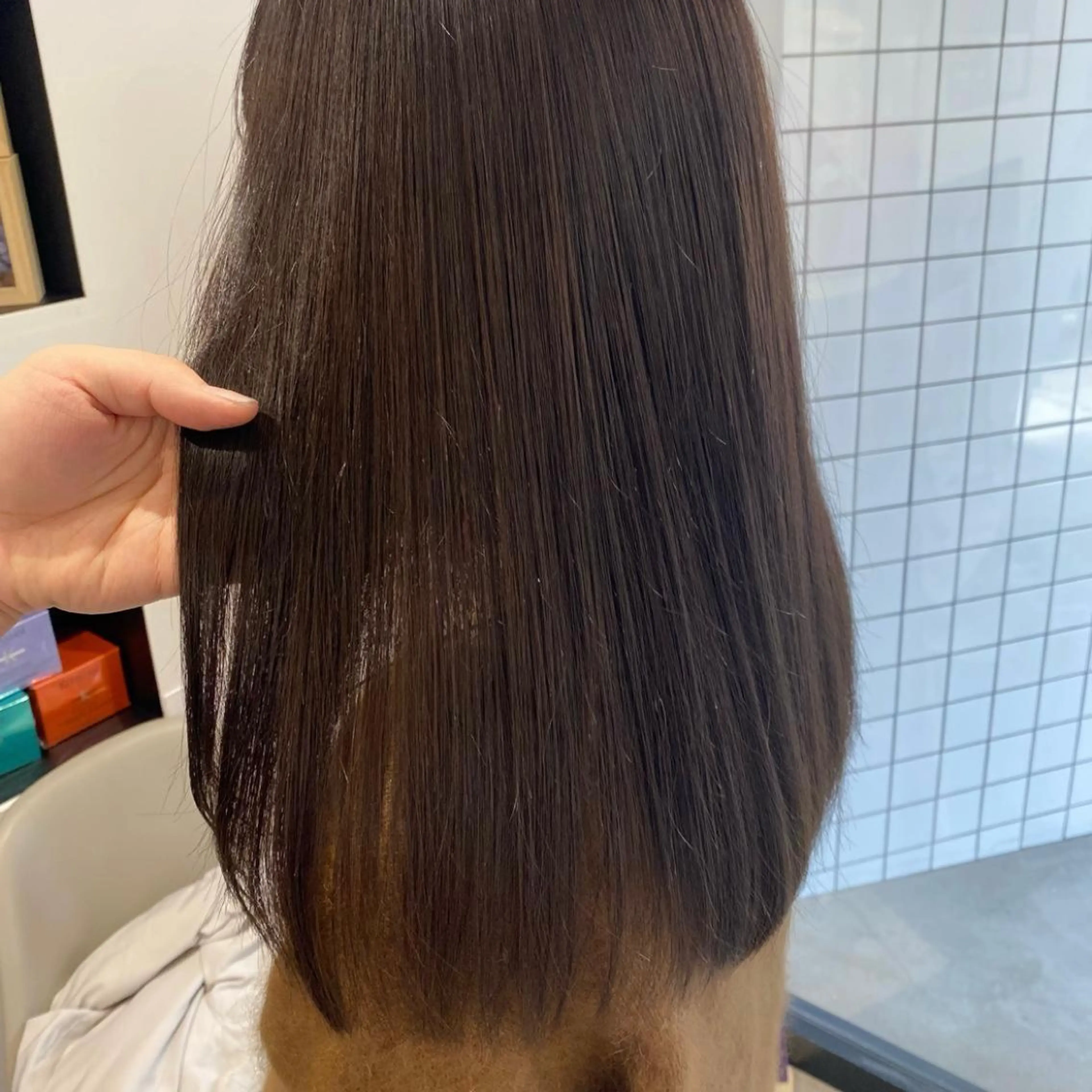 ロング カラー パーマ ヘアアレンジ メンズ キッズ ネイル マツエク・マツパ アイブロウ ブラウン mona/ ストレートスタイル✨のヘアスタイル