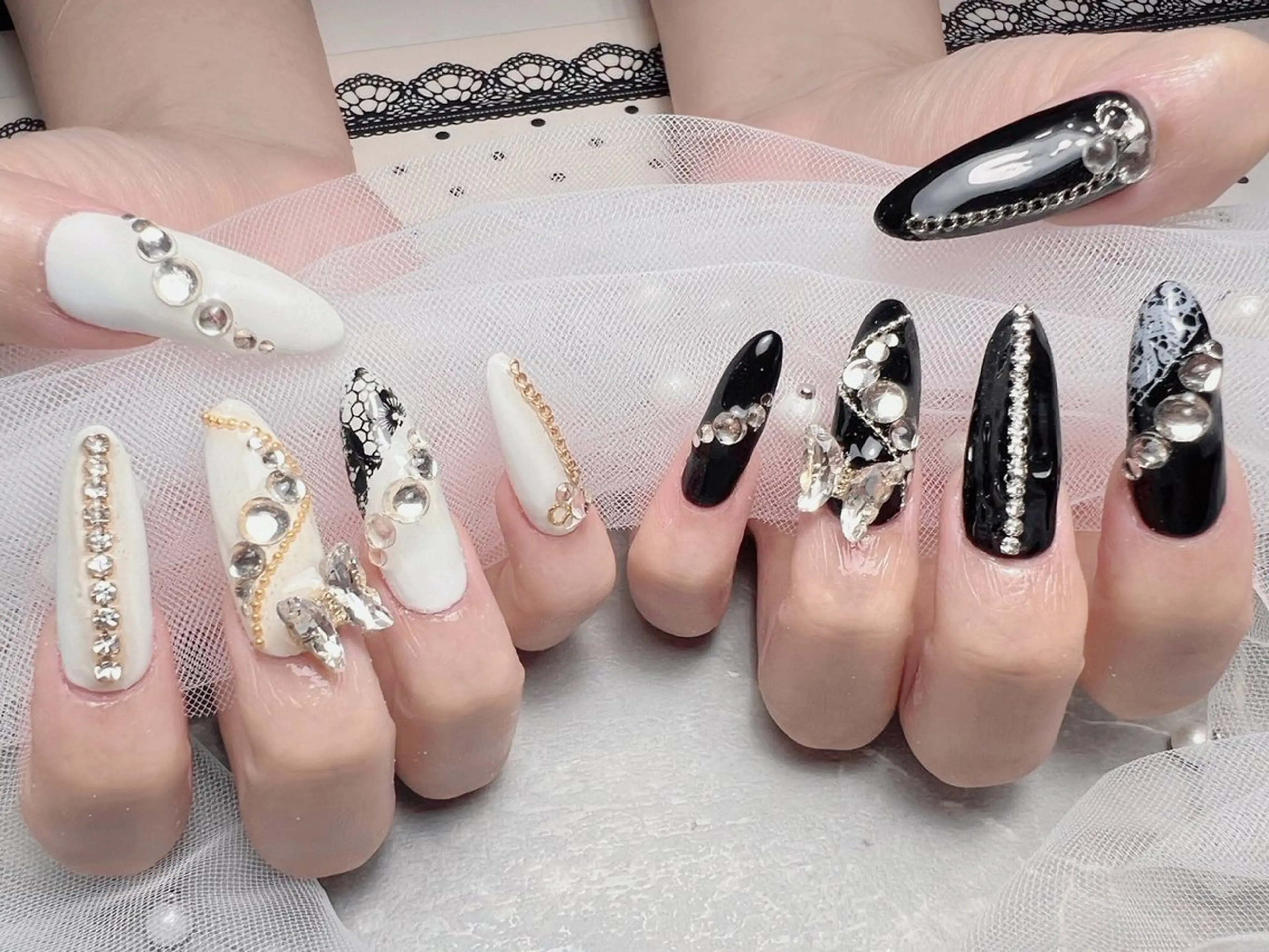 ネイル ハンドネイル マジックミラー所属・マジック ミラーのネイルデザイン