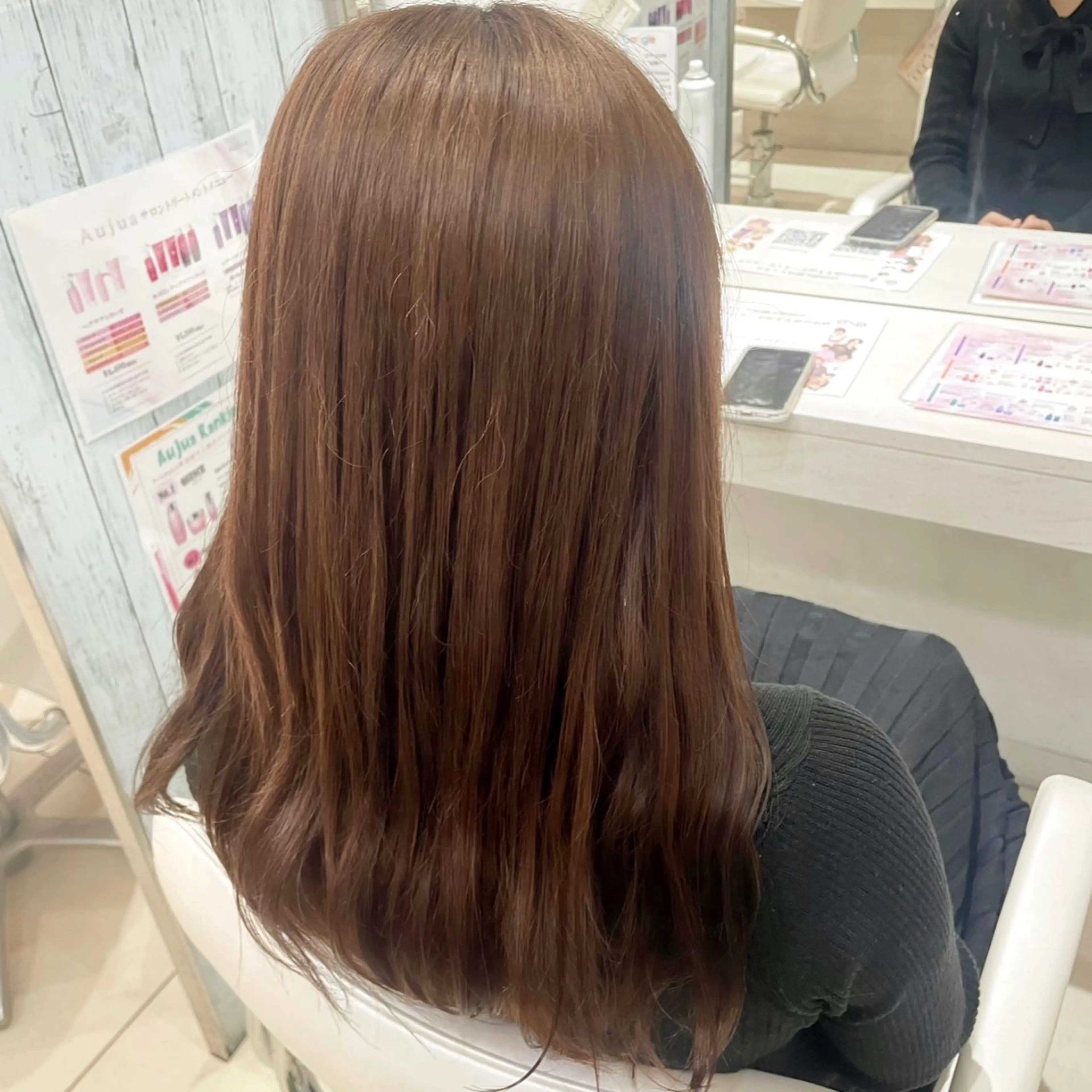 セミロング カラー 🌸暖色髪質改善 MEI🌸のヘアスタイル