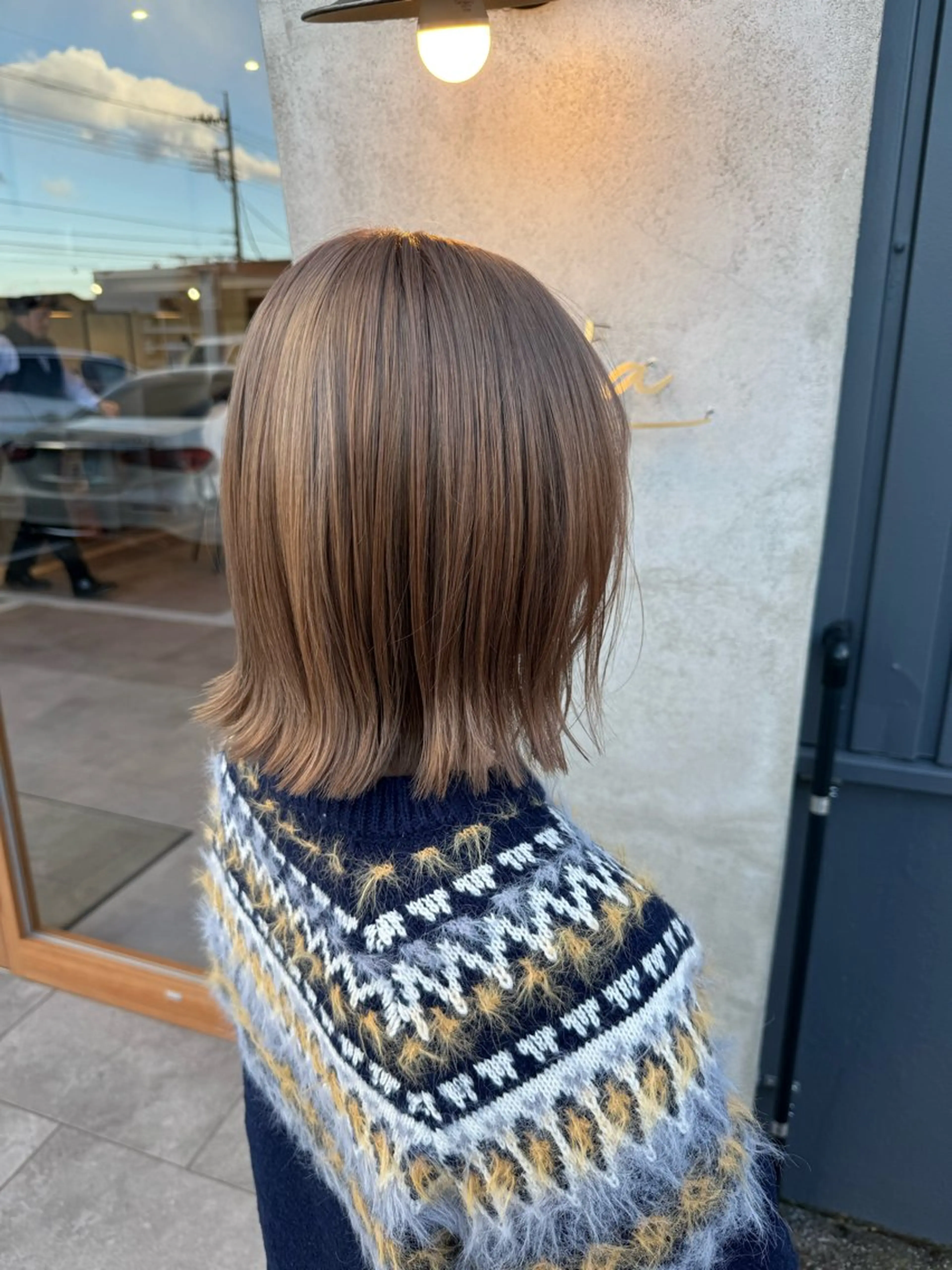 ミディアム カラー ベージュカラー ミルクティーベージュ ヘアカラー トリートメント ayaka |トレンドヘアのヘアスタイル