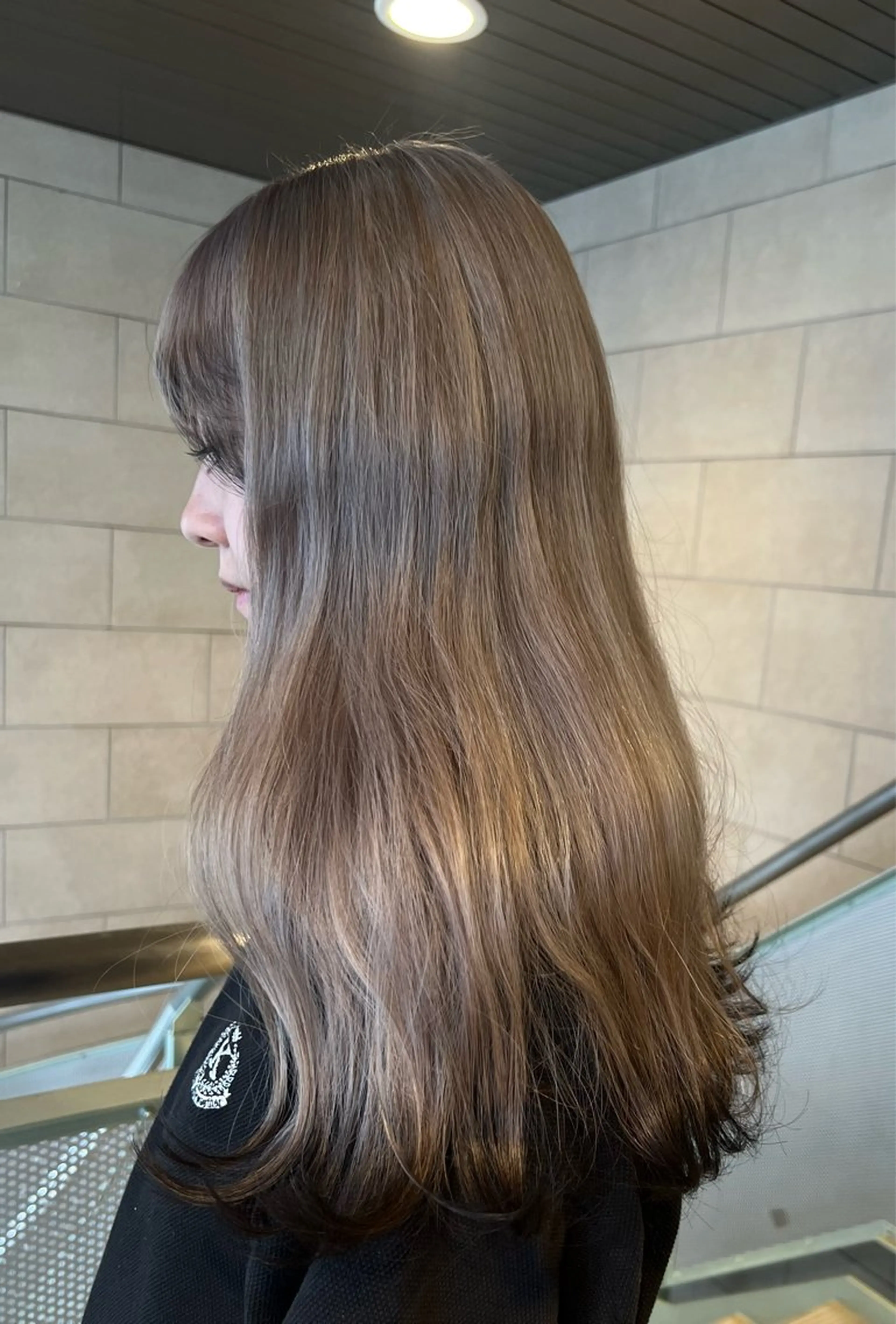 カラー 久永 菫のヘアスタイル