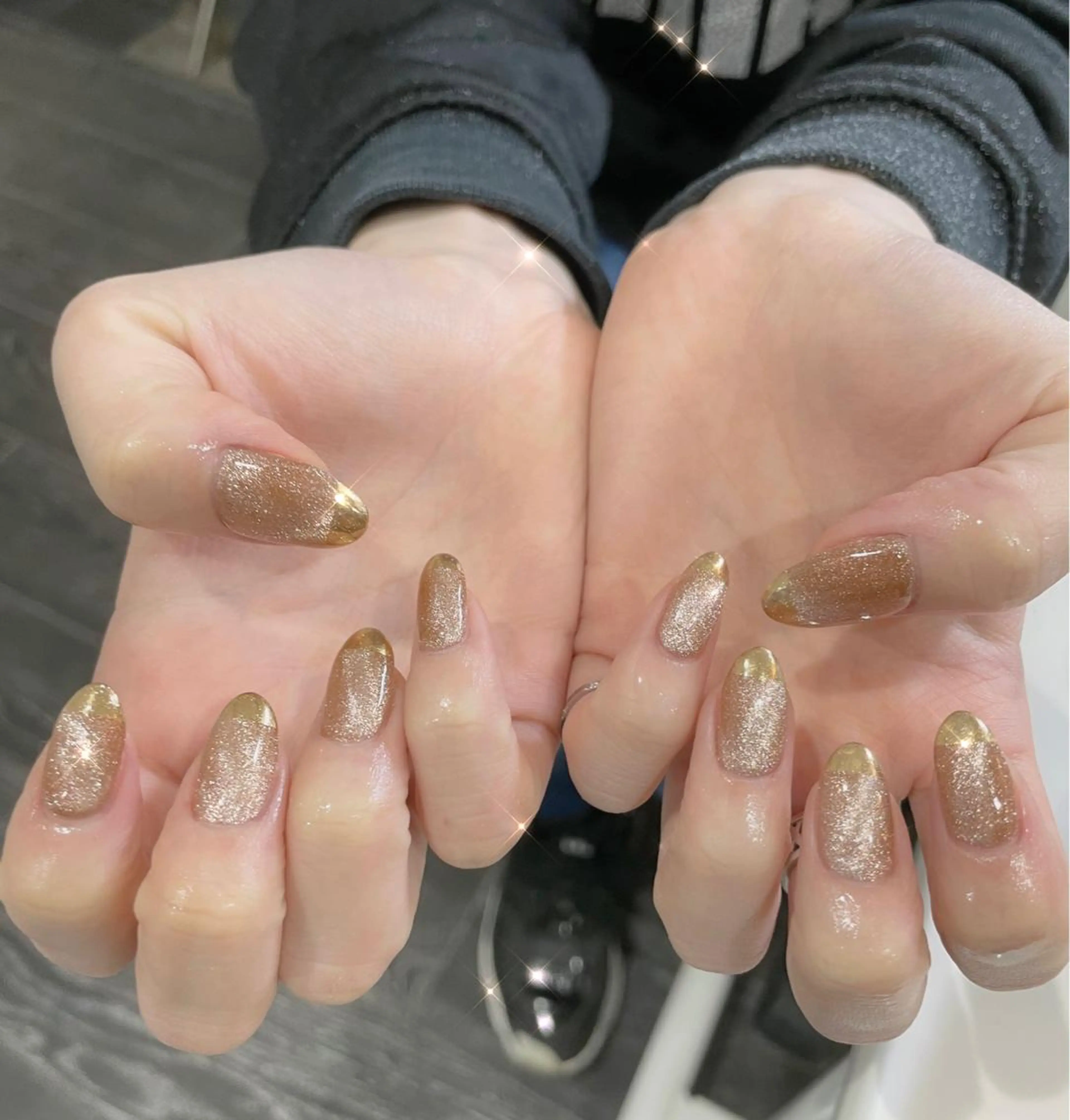 ネイル マグネットネイル ミラーネイル kouca  nail所属・コウ カnail💅のネイルデザイン