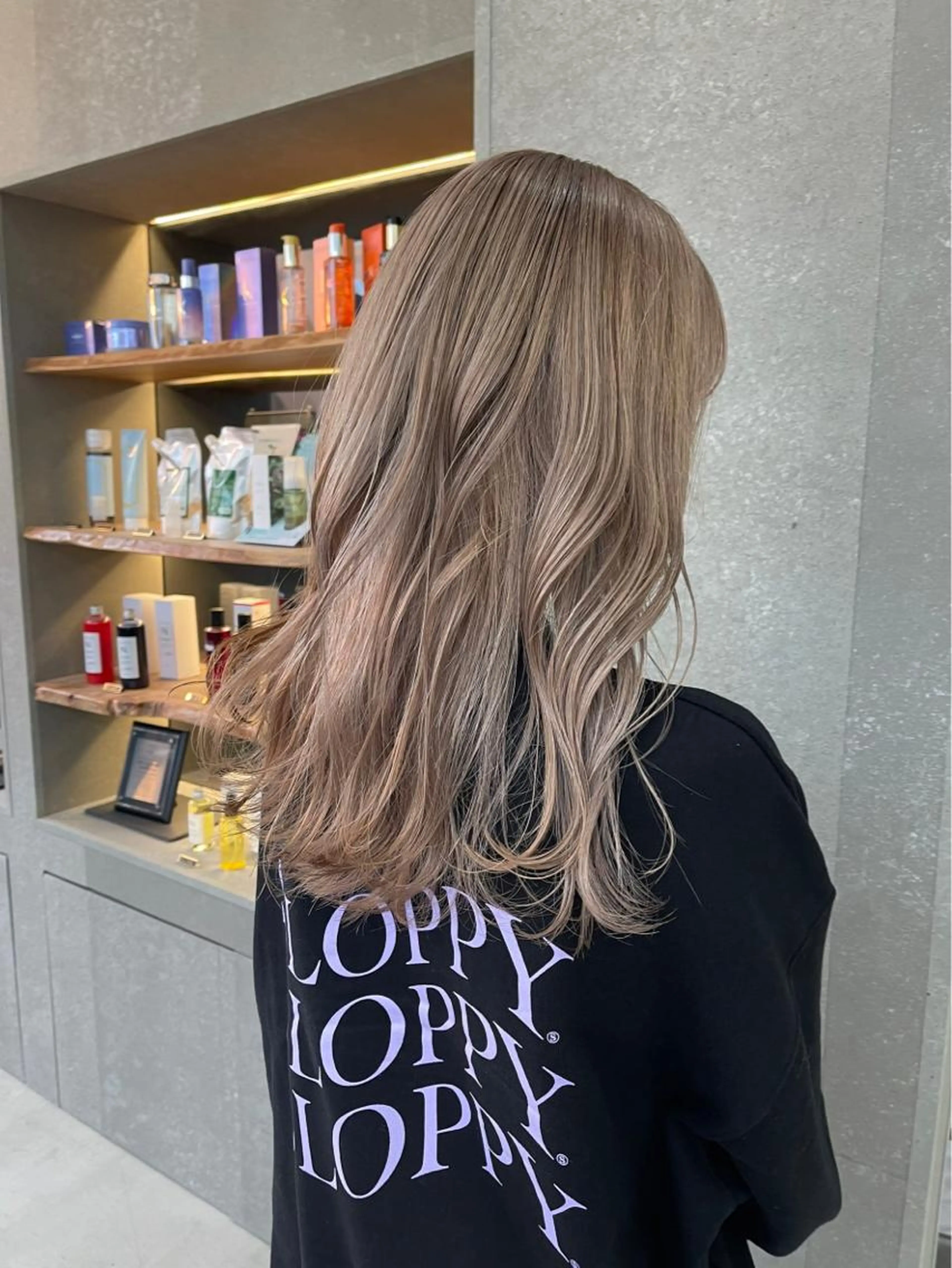 【🌈ミニモ学割🌈】1ブリーチ➕透明感カラー＋超音波トリートメントの写真