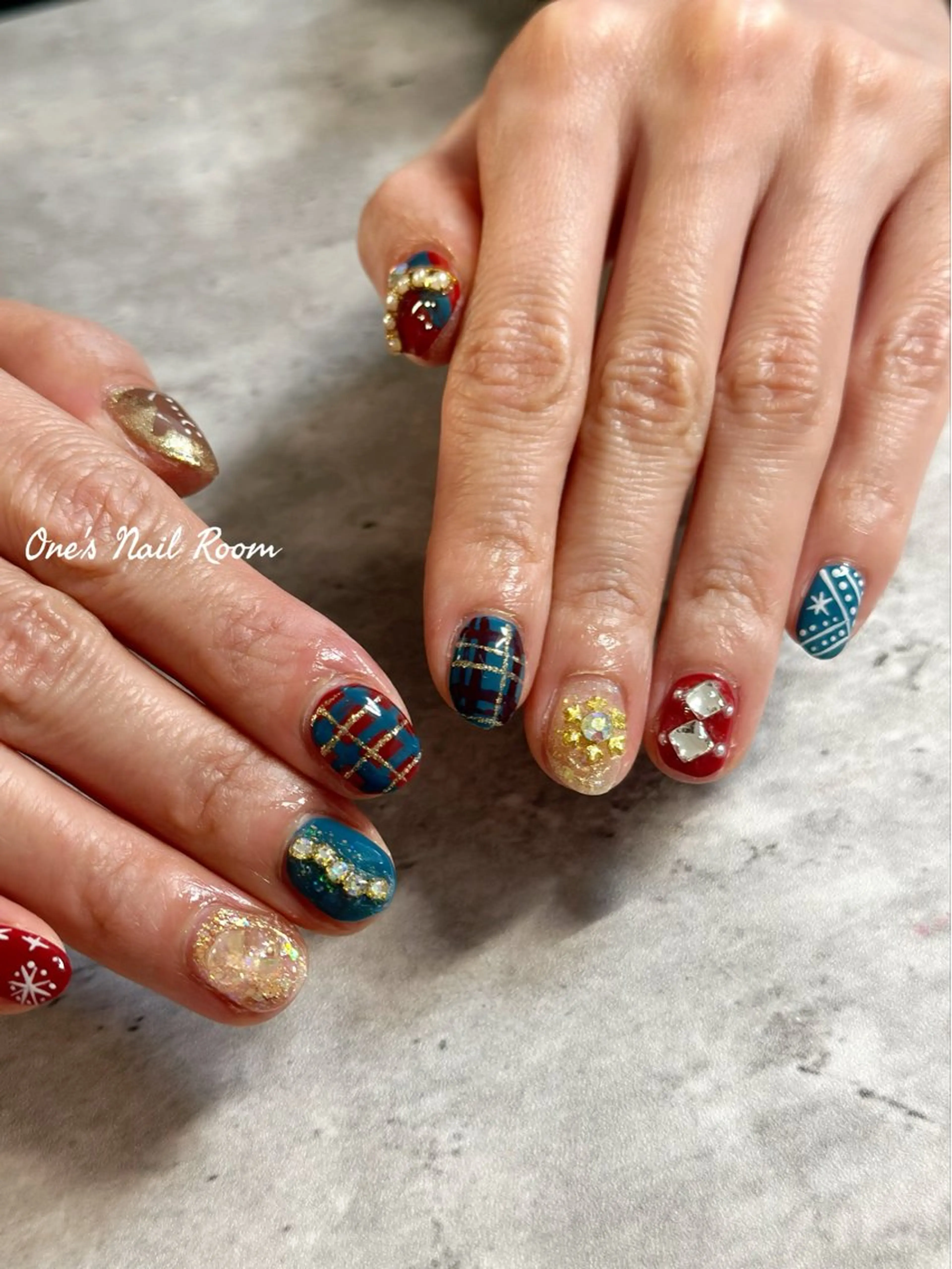ネイル ハンドネイル One's Nail Roomのネイルデザイン