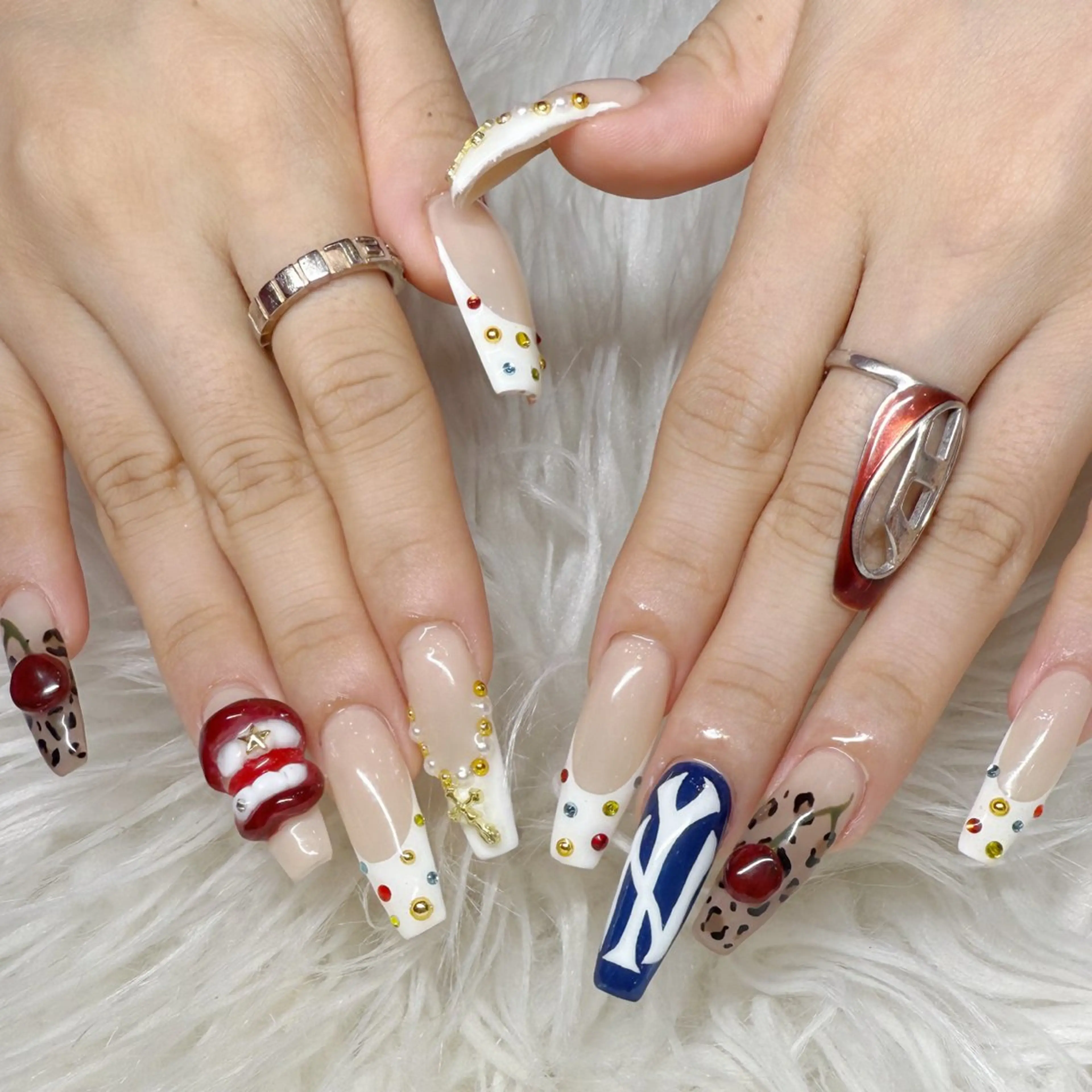 ネイル ハンドネイル Arva Manaのネイルデザイン