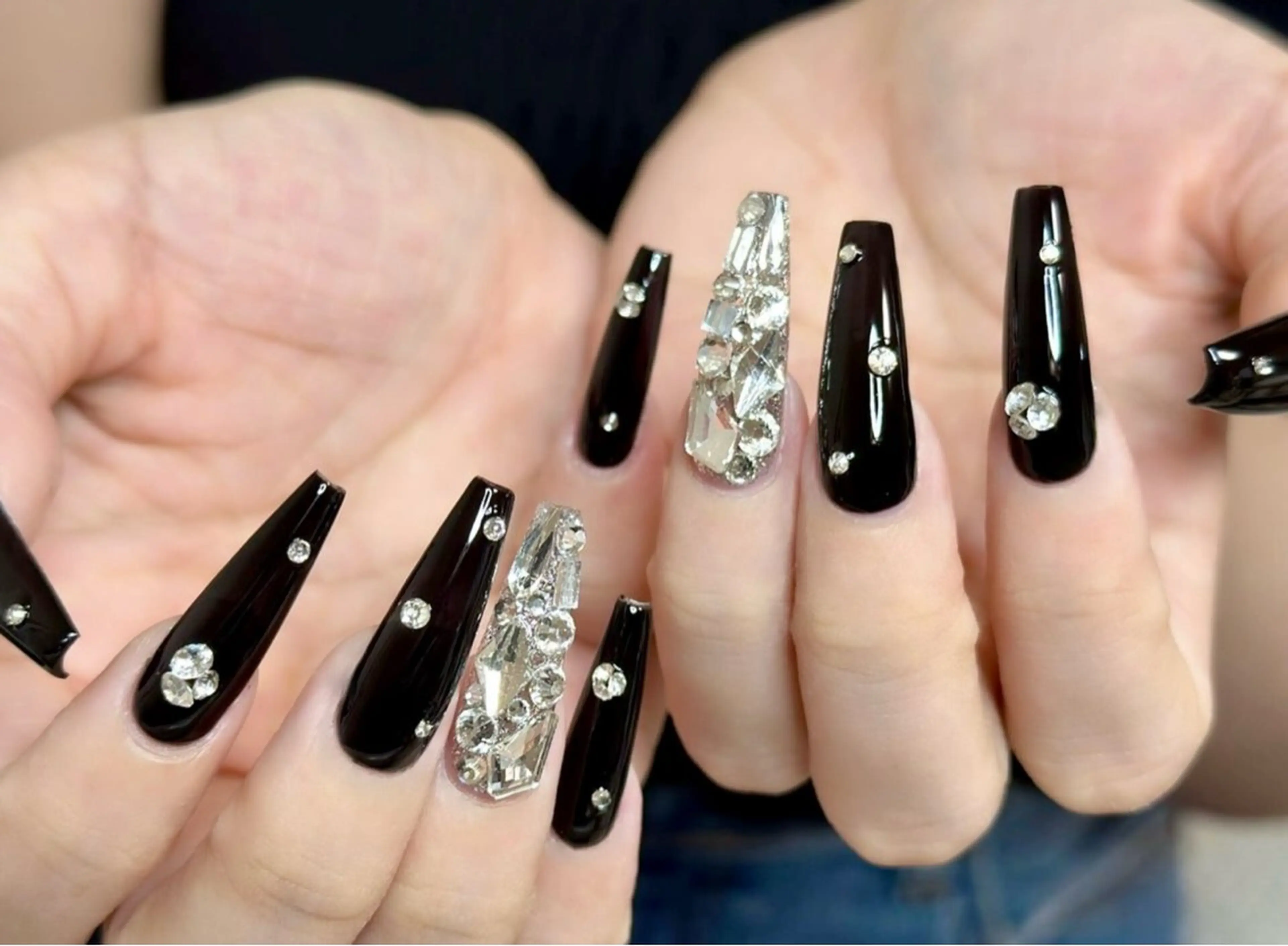 ネイル アートネイル チークネイル 長さ出し フラワーネイル フットネイル YK 美学院のネイルデザイン