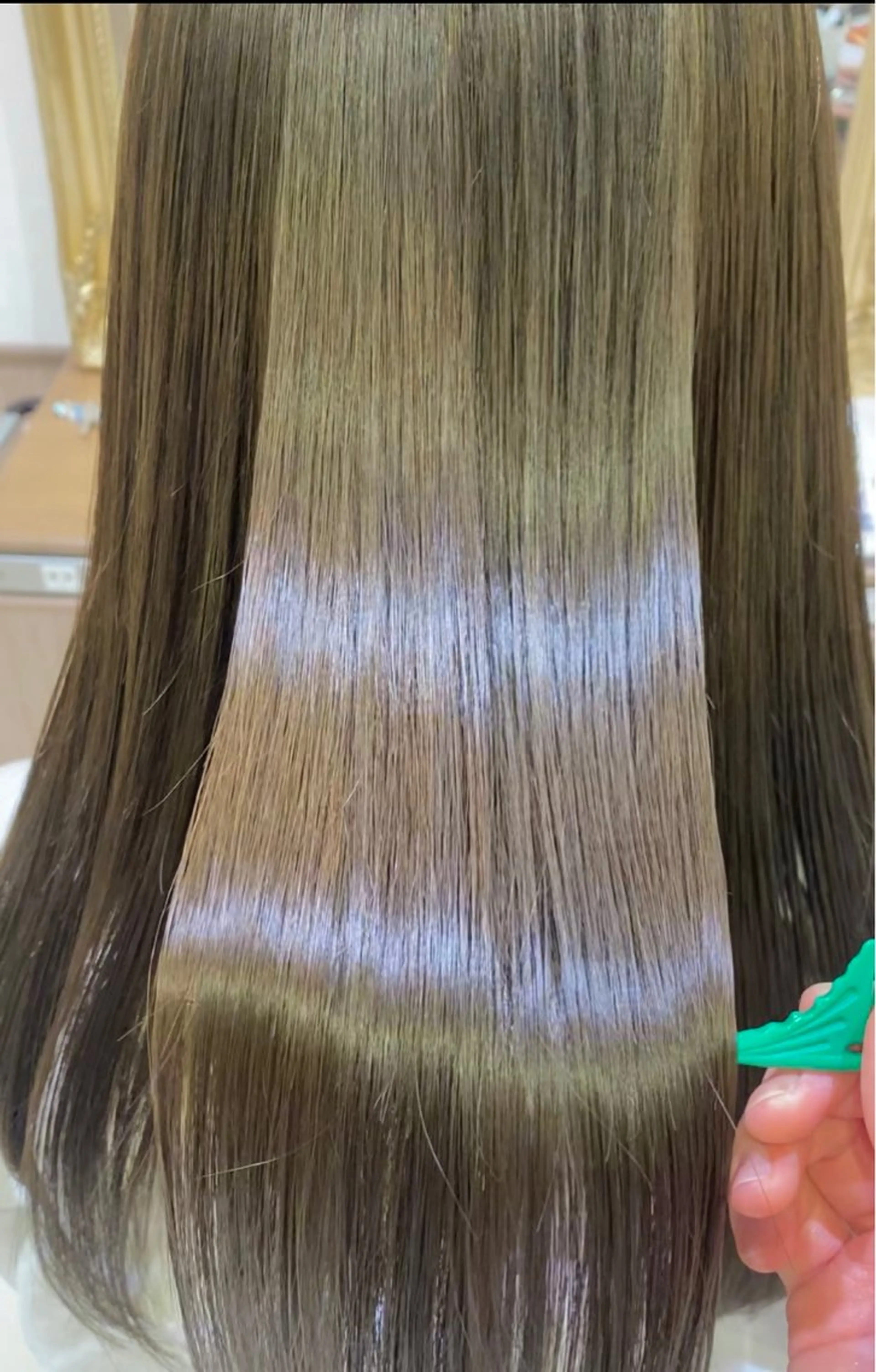 ロング カラー 古川 琴美のヘアスタイル