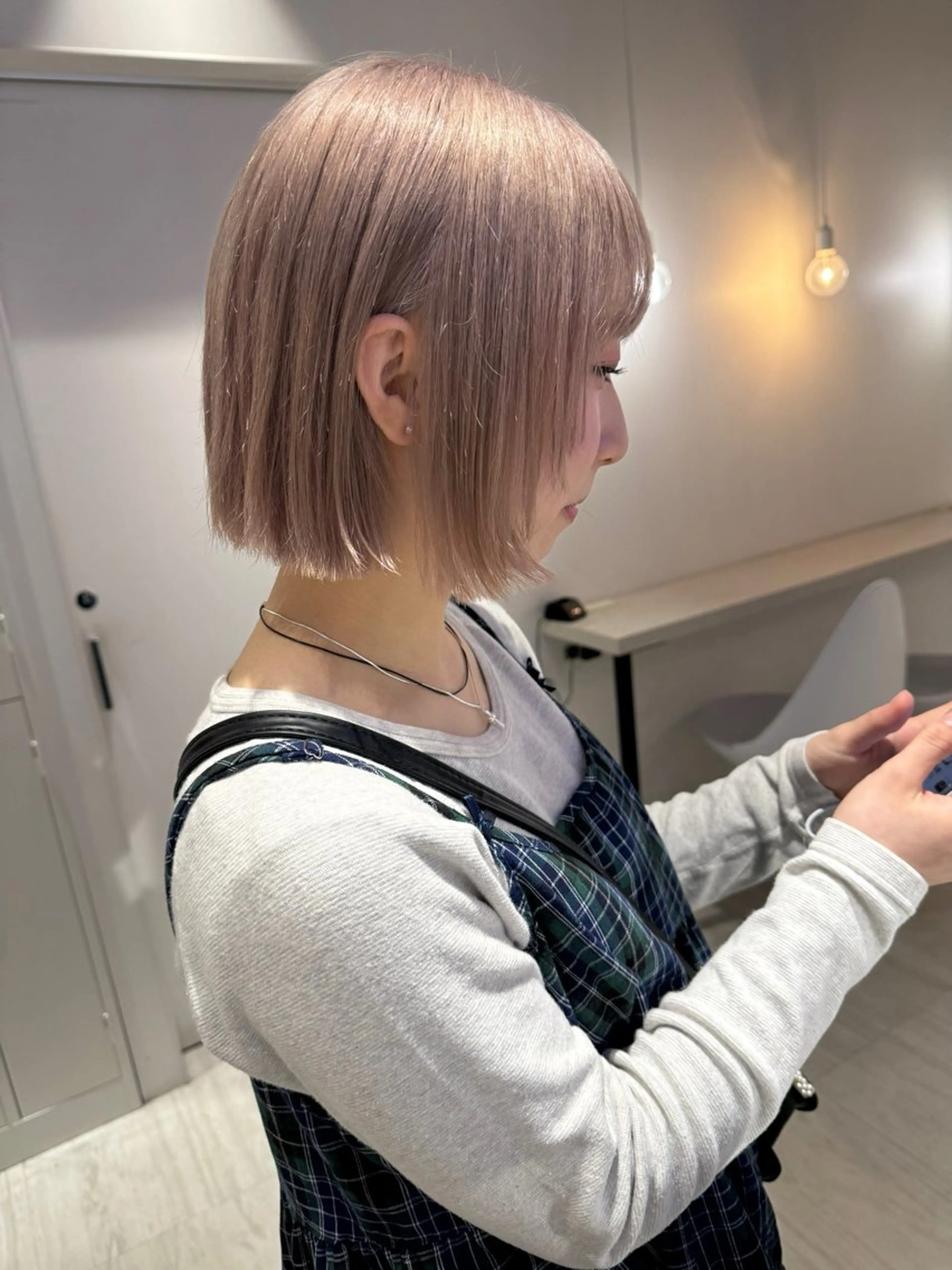 ショート カラー ハイトーンカラー ピンクカラー ボブ トリートメント ヘアカラー トリートメント Ami/艶カラー/ レイヤー/ハイトーンのヘアスタイル