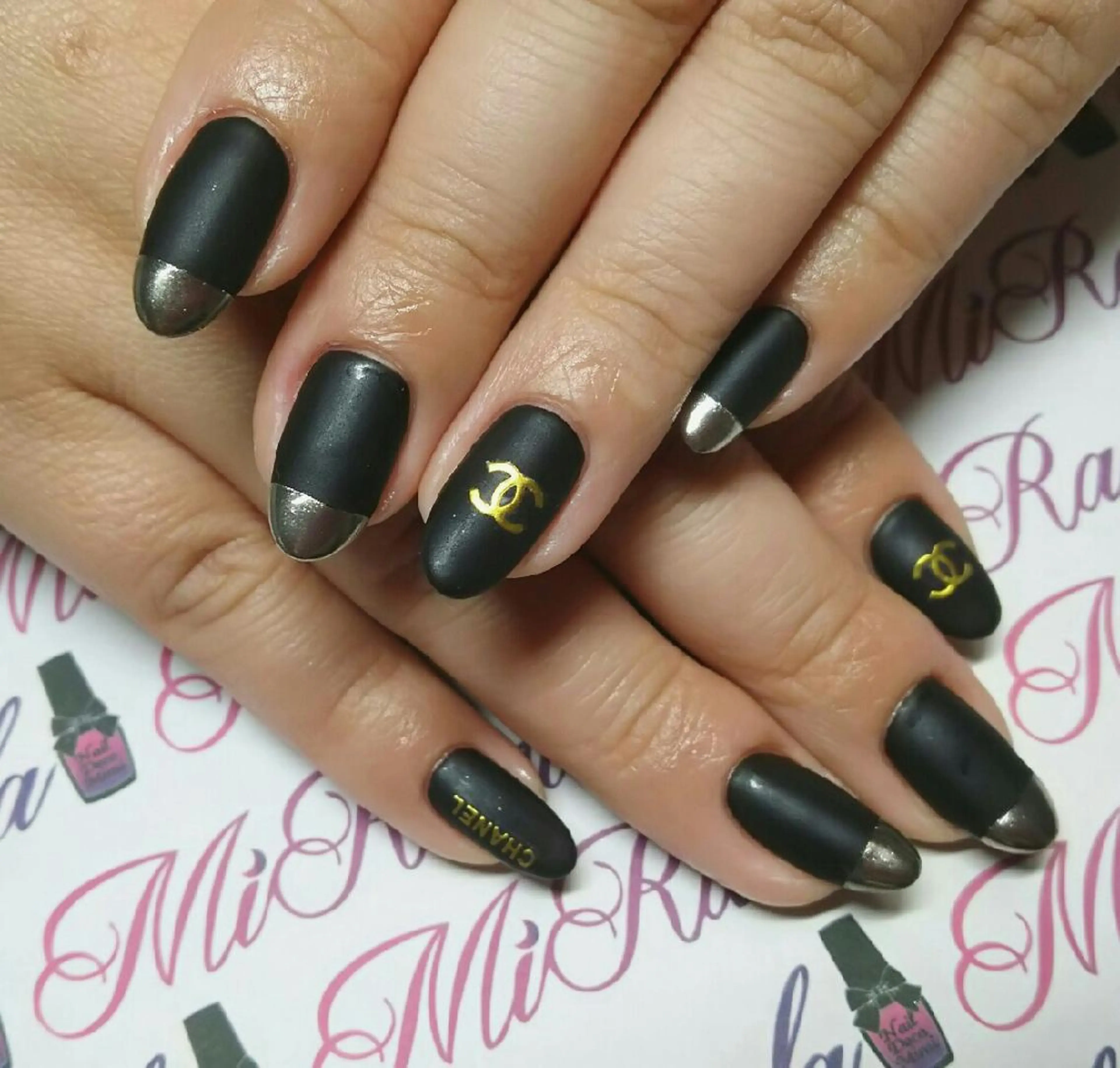 ネイル MiRanda Nail所属・MiRanda 保坂 舞のネイルデザイン