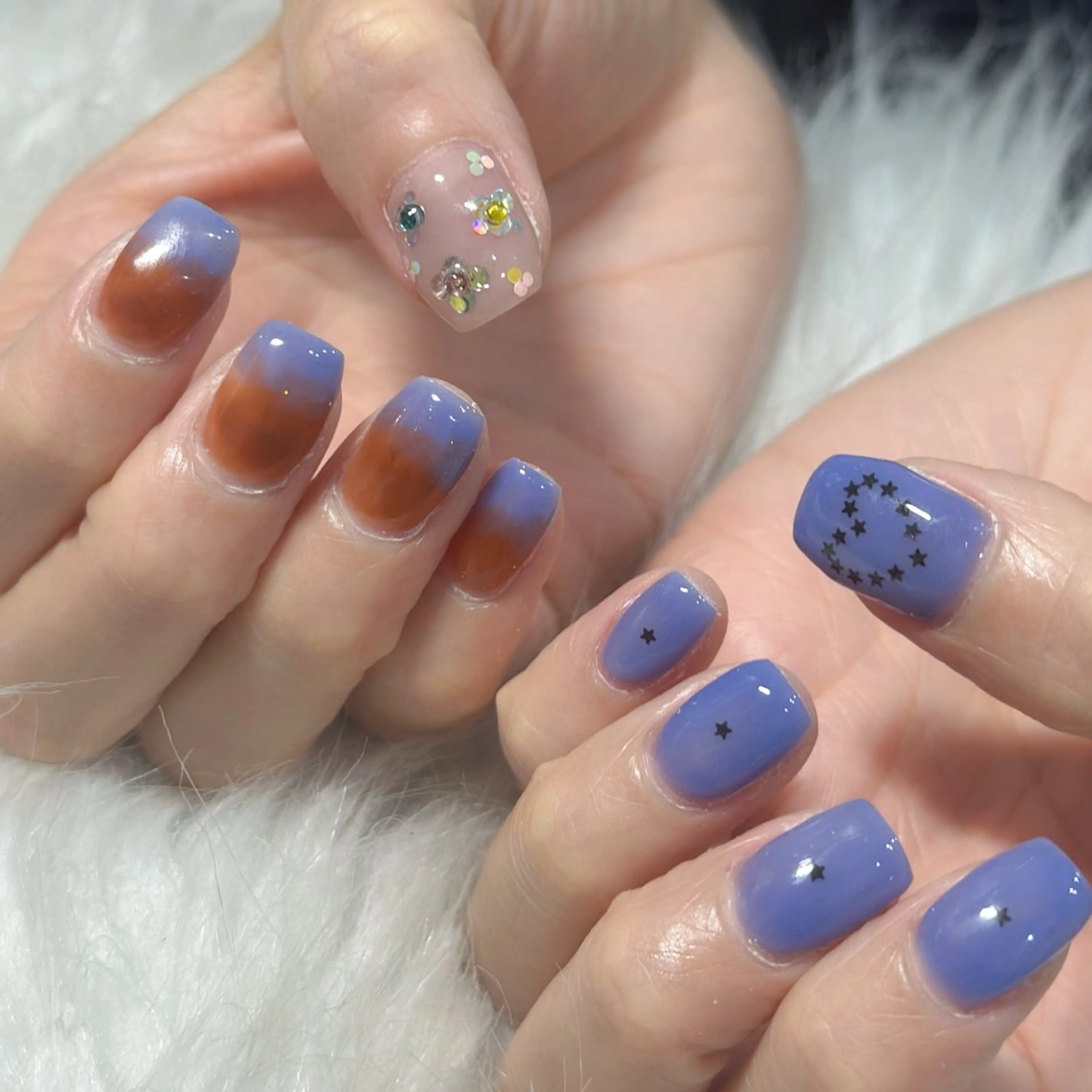 ネイル ハンドネイル フットネイル LAVISH nanamiのネイルデザイン