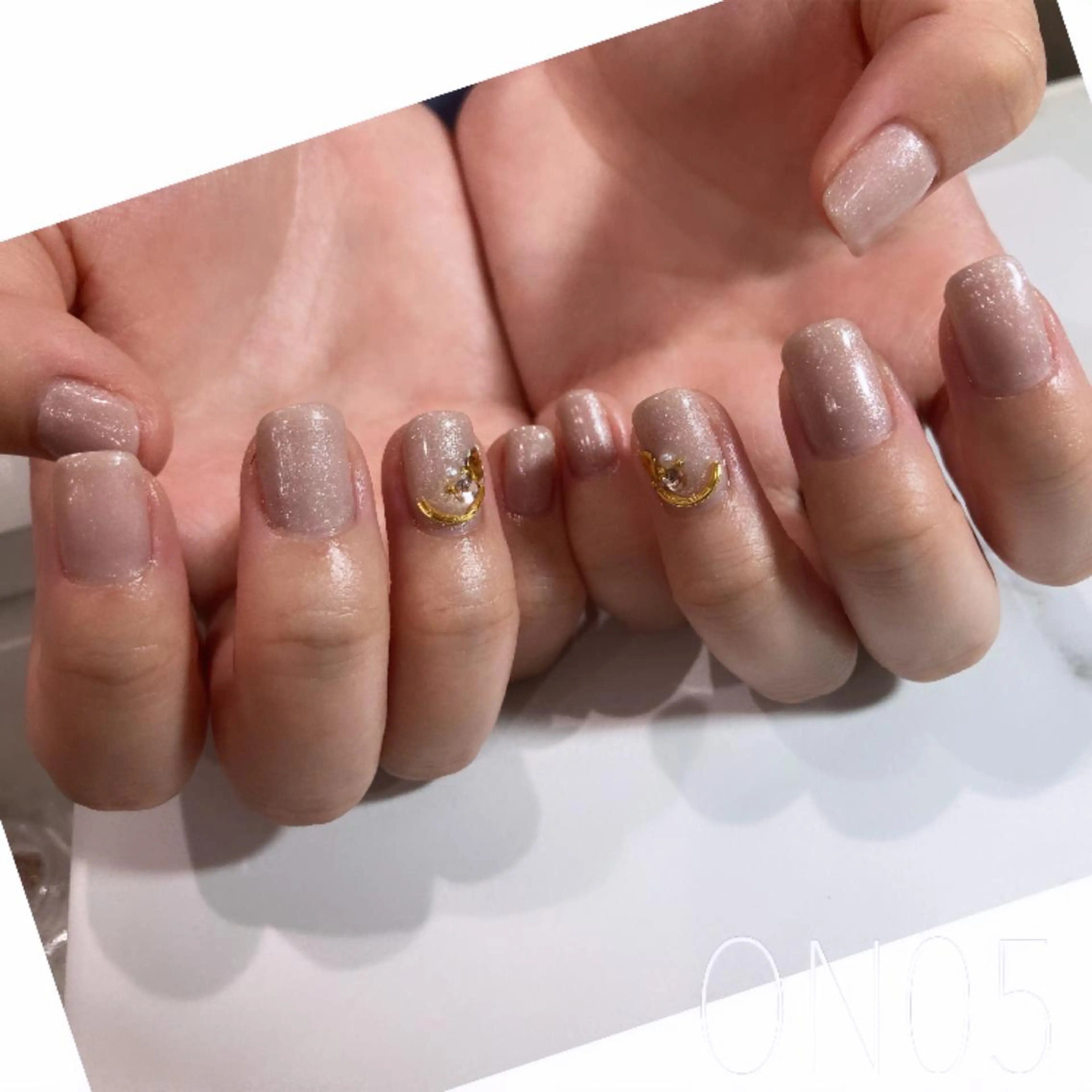 ネイル 園 寛子 （ネイリスト）のネイルデザイン