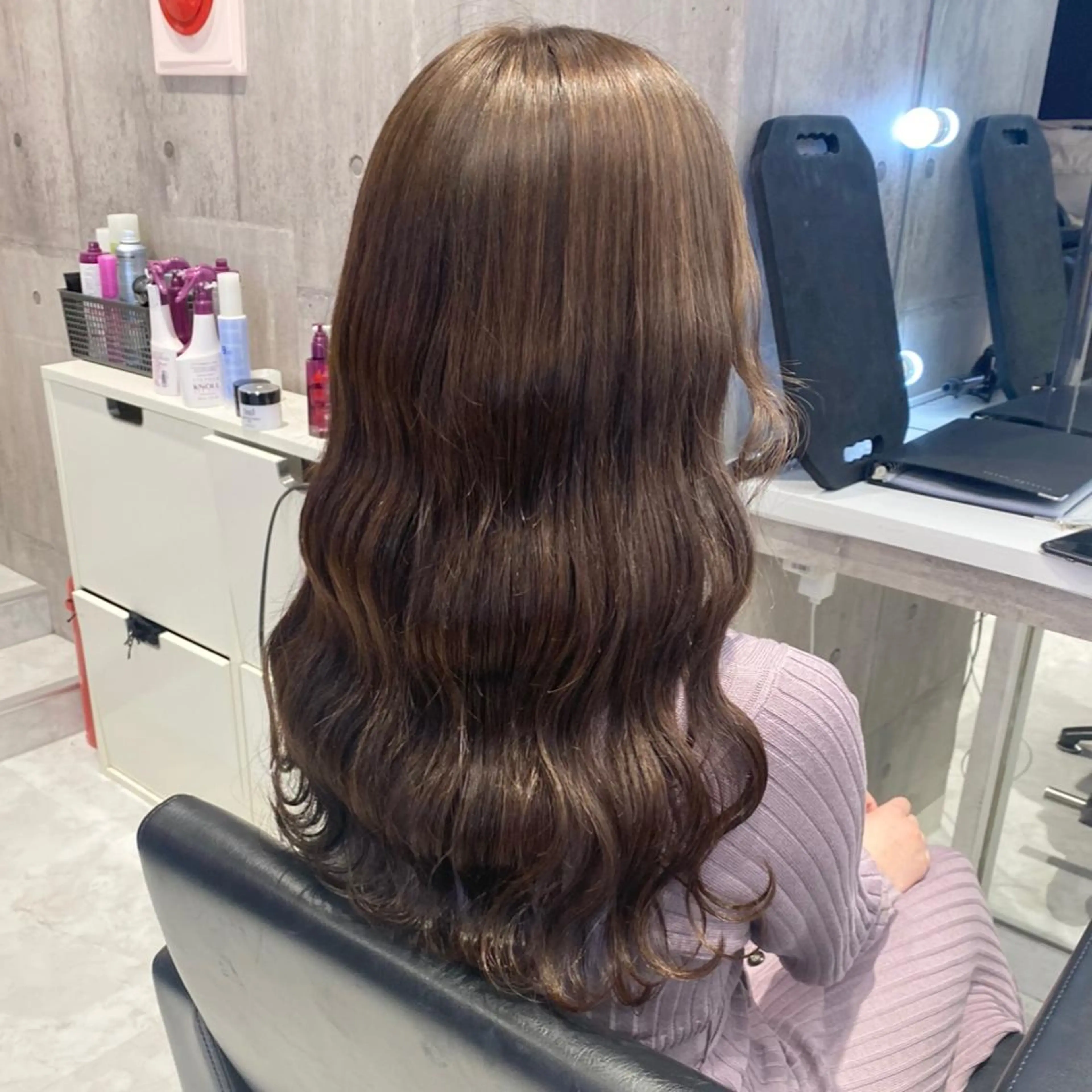 セミロング カラー ヘアアレンジ メンズ ヘアカラー トリートメント ヘアセット お悩み解決美容師 💐AMIのヘアスタイル