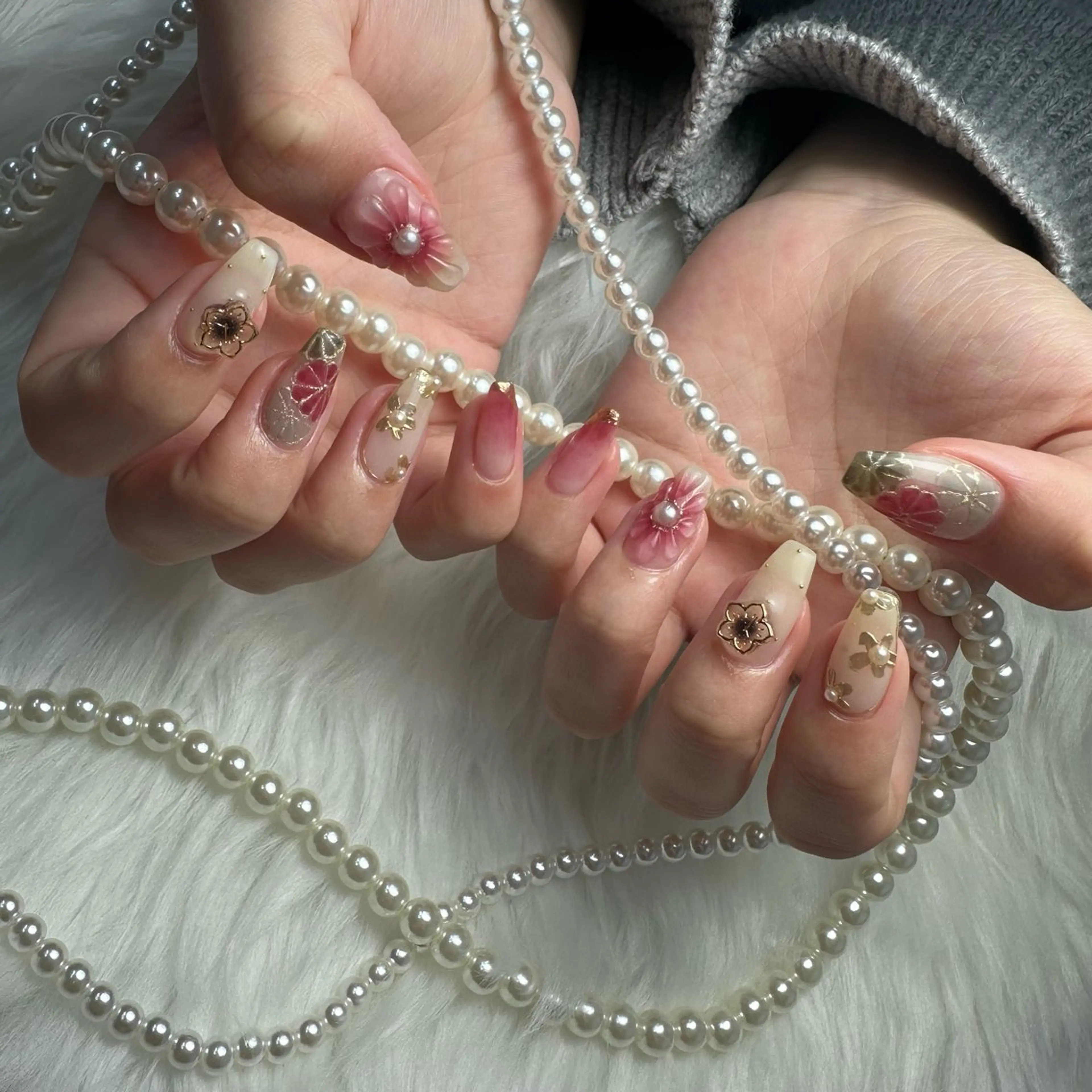 ネイル Rosa x rosa所属・Rosaxrosa AKANEのネイルデザイン