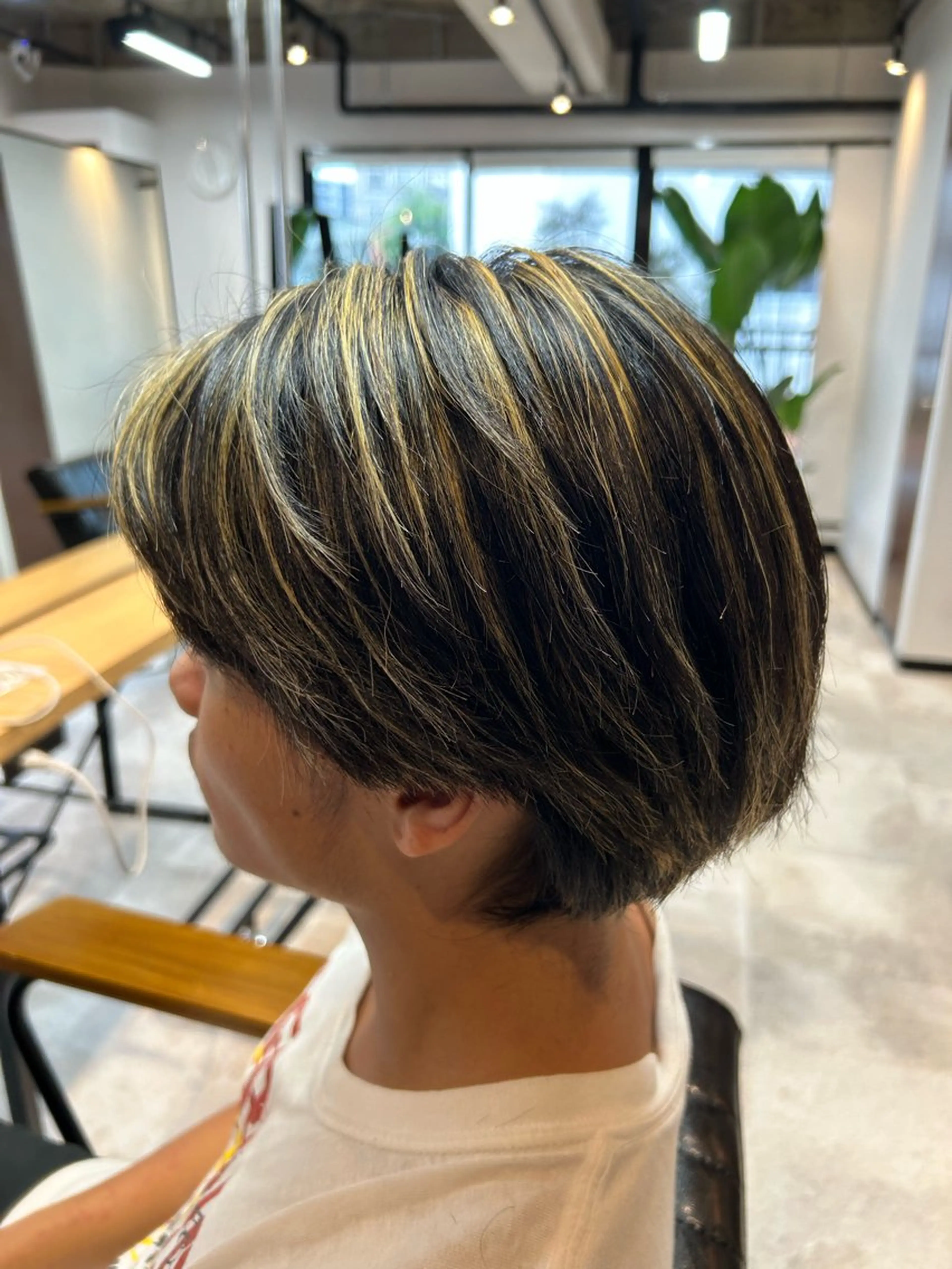 カラー 相澤 拳のヘアスタイル