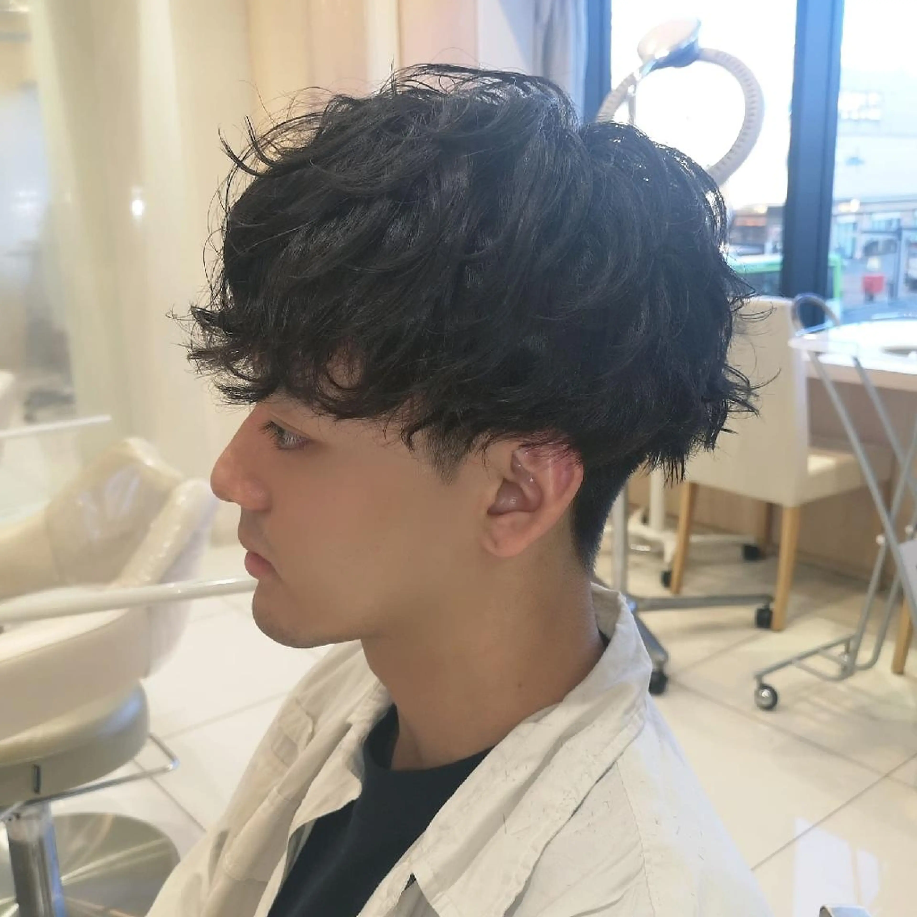 メンズ パーマ 渡辺 愛枝/艶カラー🩵のヘアスタイル