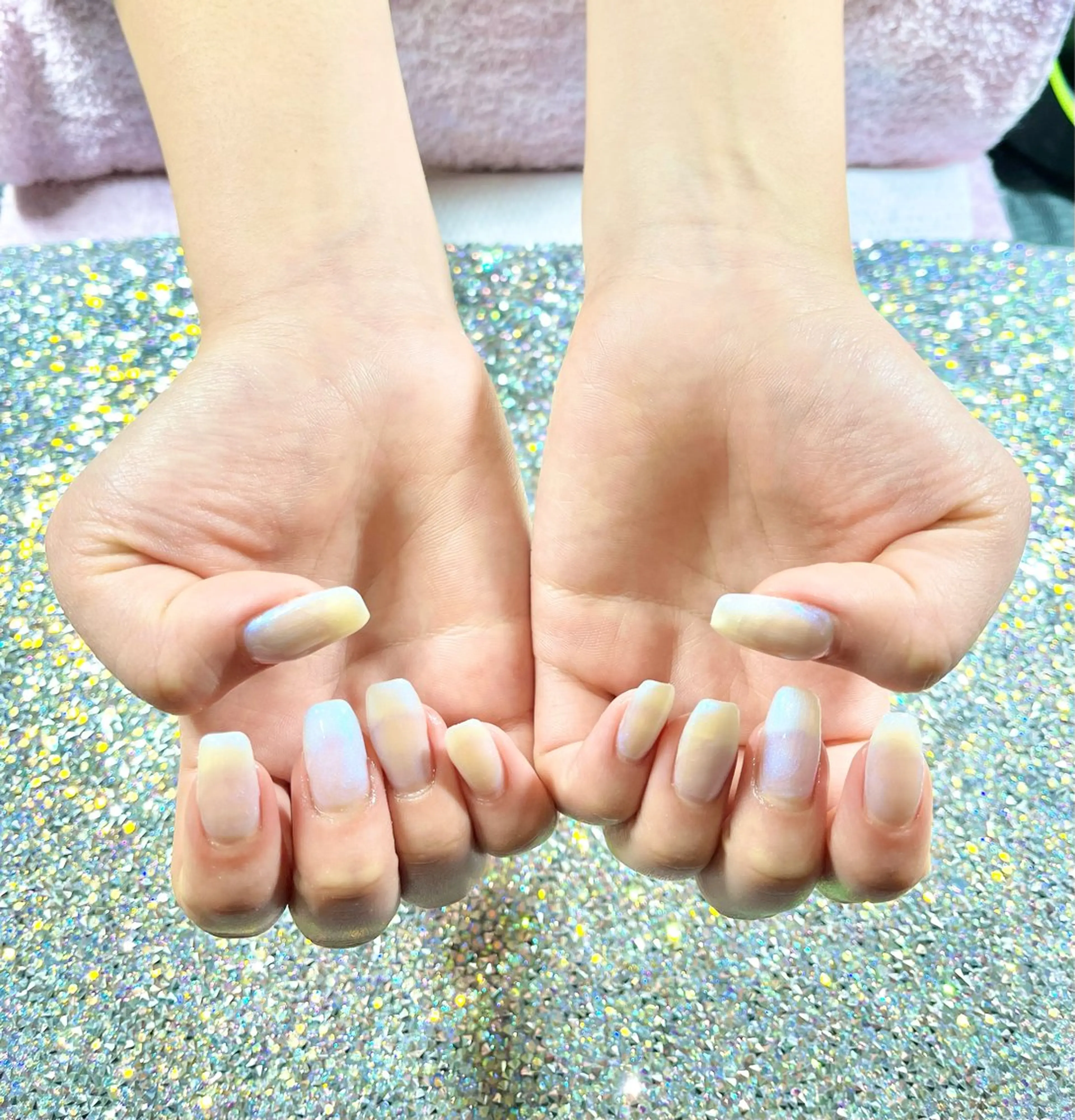 ネイル オーロラネイル 長さ出し シンプルネイル 春ネイル ハンドネイル Tairacchi ﾀｲﾗｯﾁのエステ・リラクイメージ