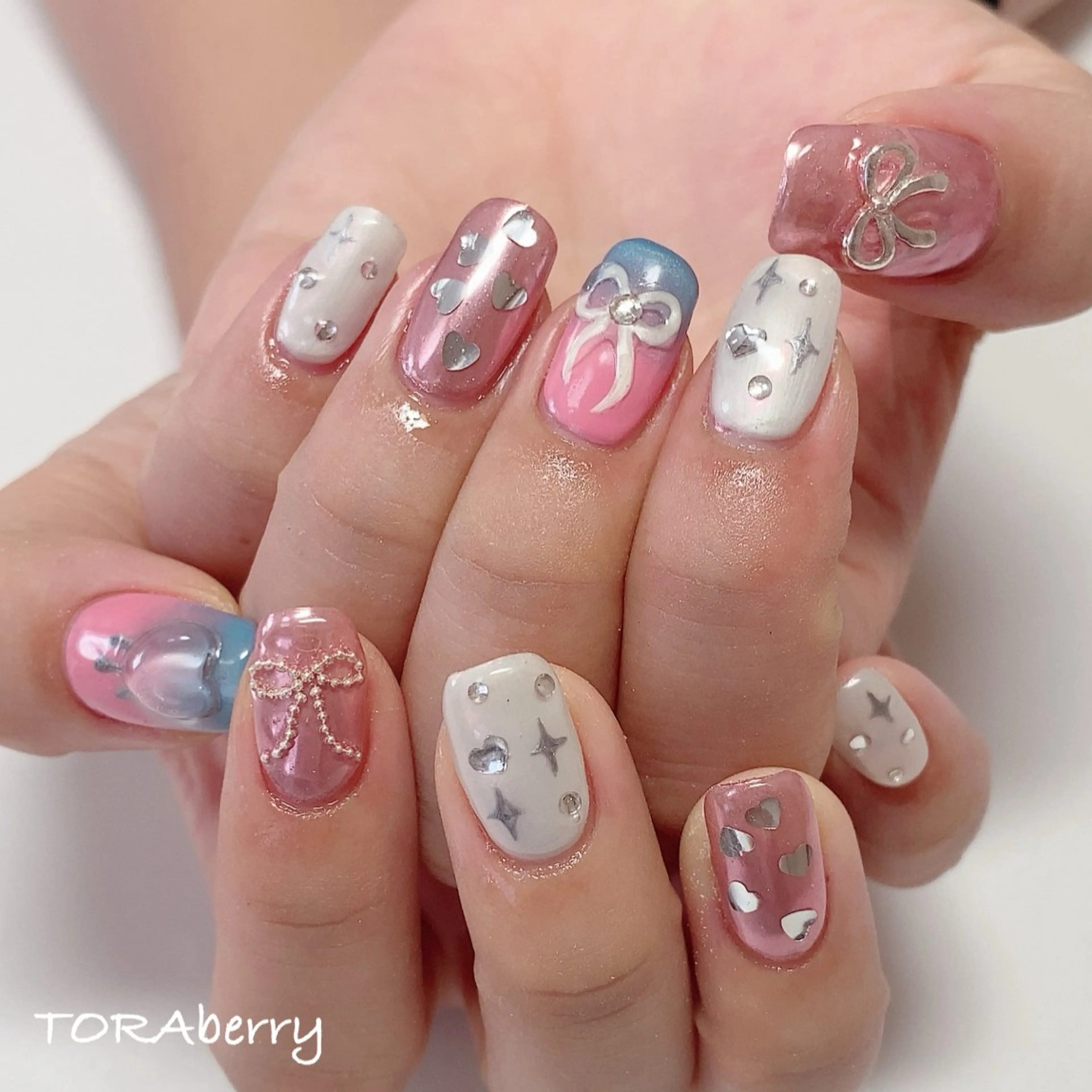 ネイル ハンドネイル ネイリスト なつみのネイルデザイン