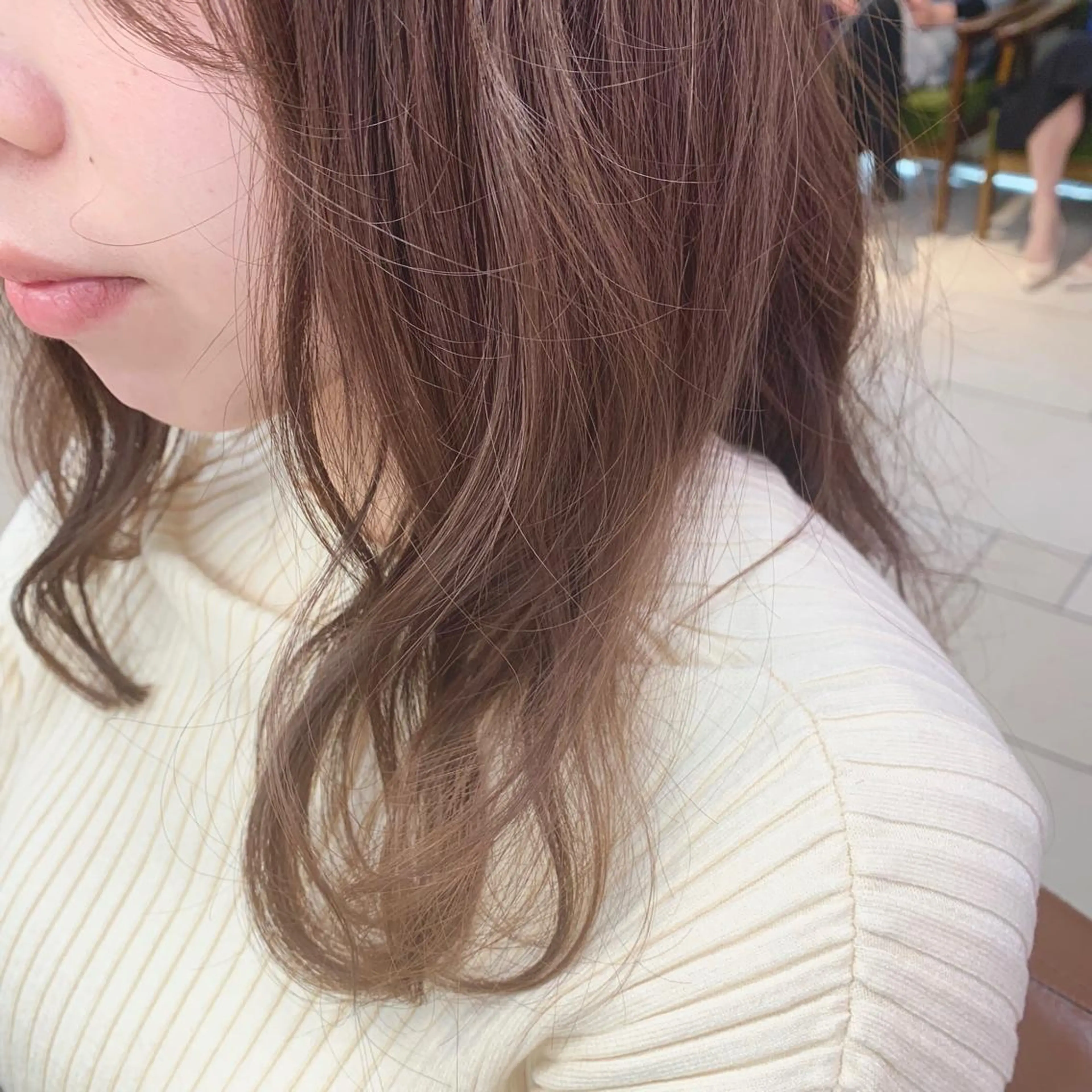 セミロング カラー カット ヘアカラー トリートメント 加藤 綾華のヘアスタイル