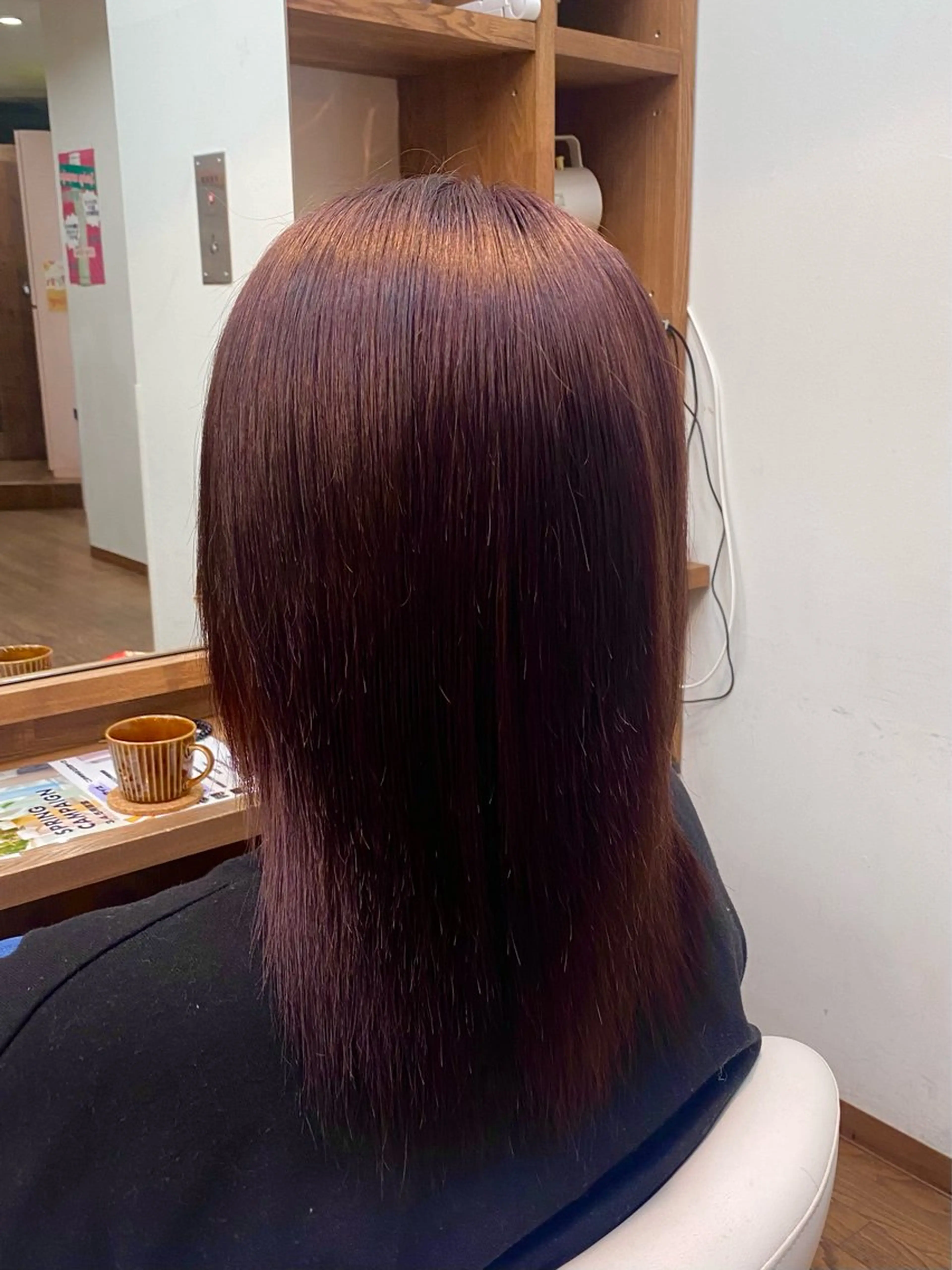 ロング カラー ブリーチ ブリーチなしカラー ピンクカラー レッドカラー I's hair NUBOU所属・小守林 蘭のヘアスタイル