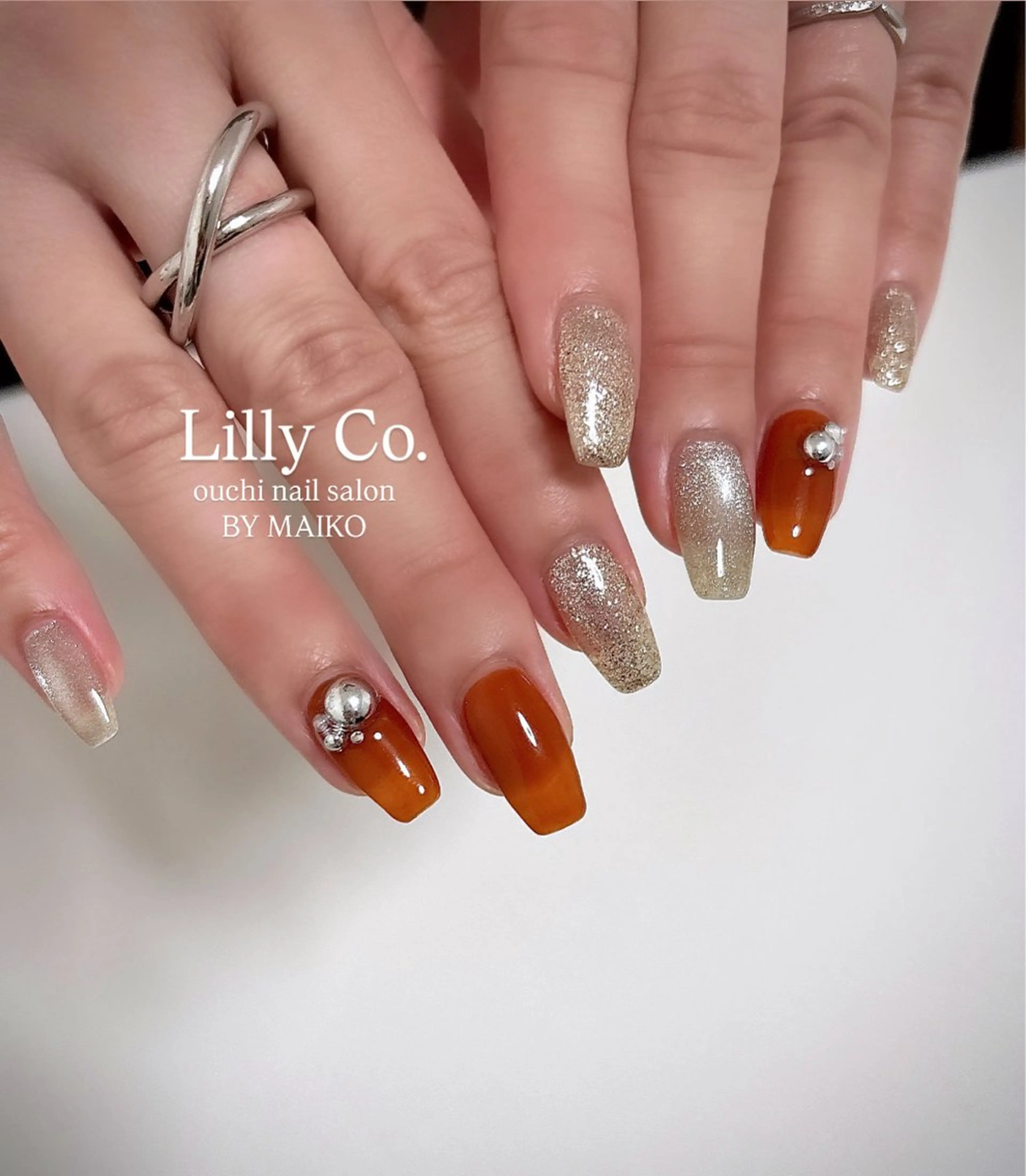 ネイル ハンドネイル ハンドケア Lilly Co.のネイルデザイン