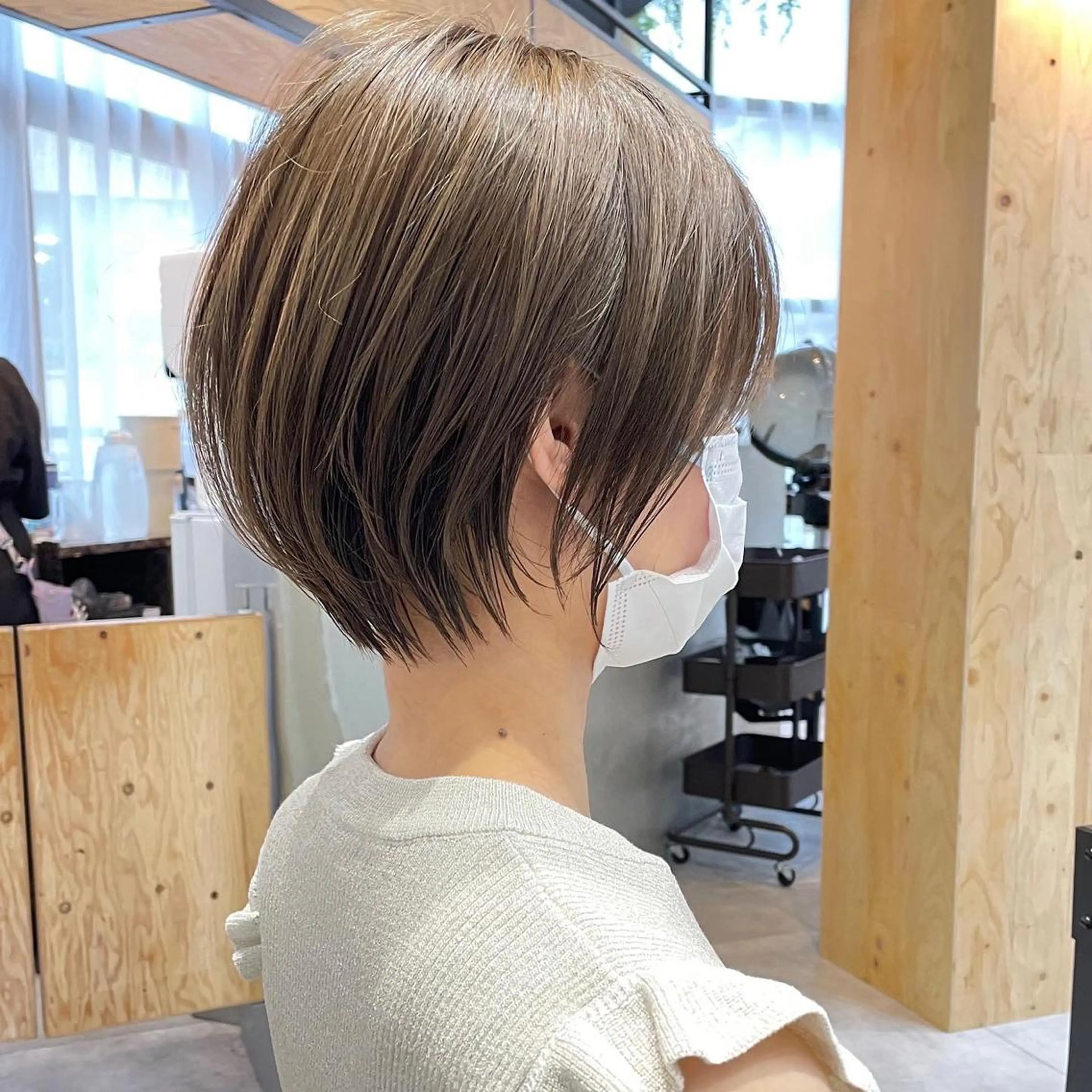 ショート カラー 坂本 広大のヘアスタイル